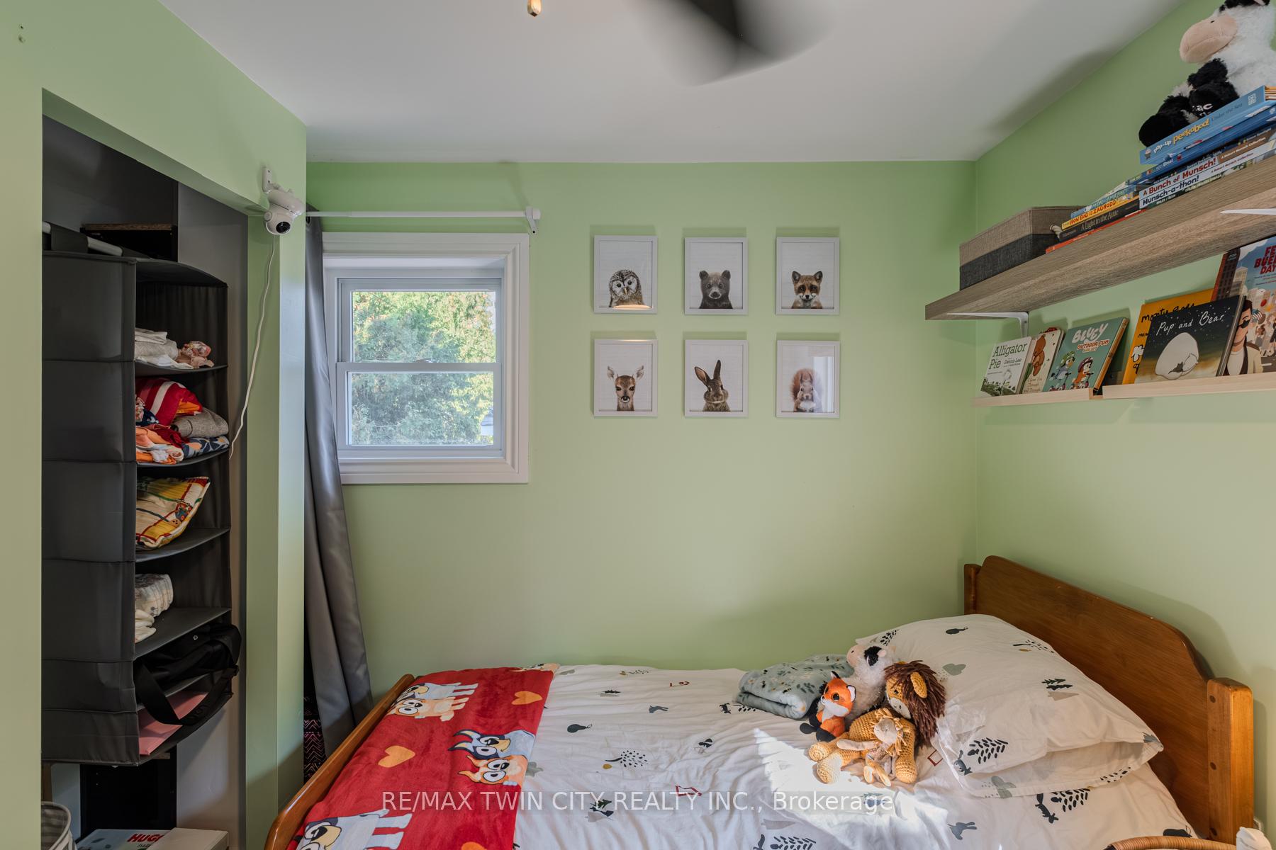Photo 18 of 37 Twelfth Avenue, Brantford — HOMEH