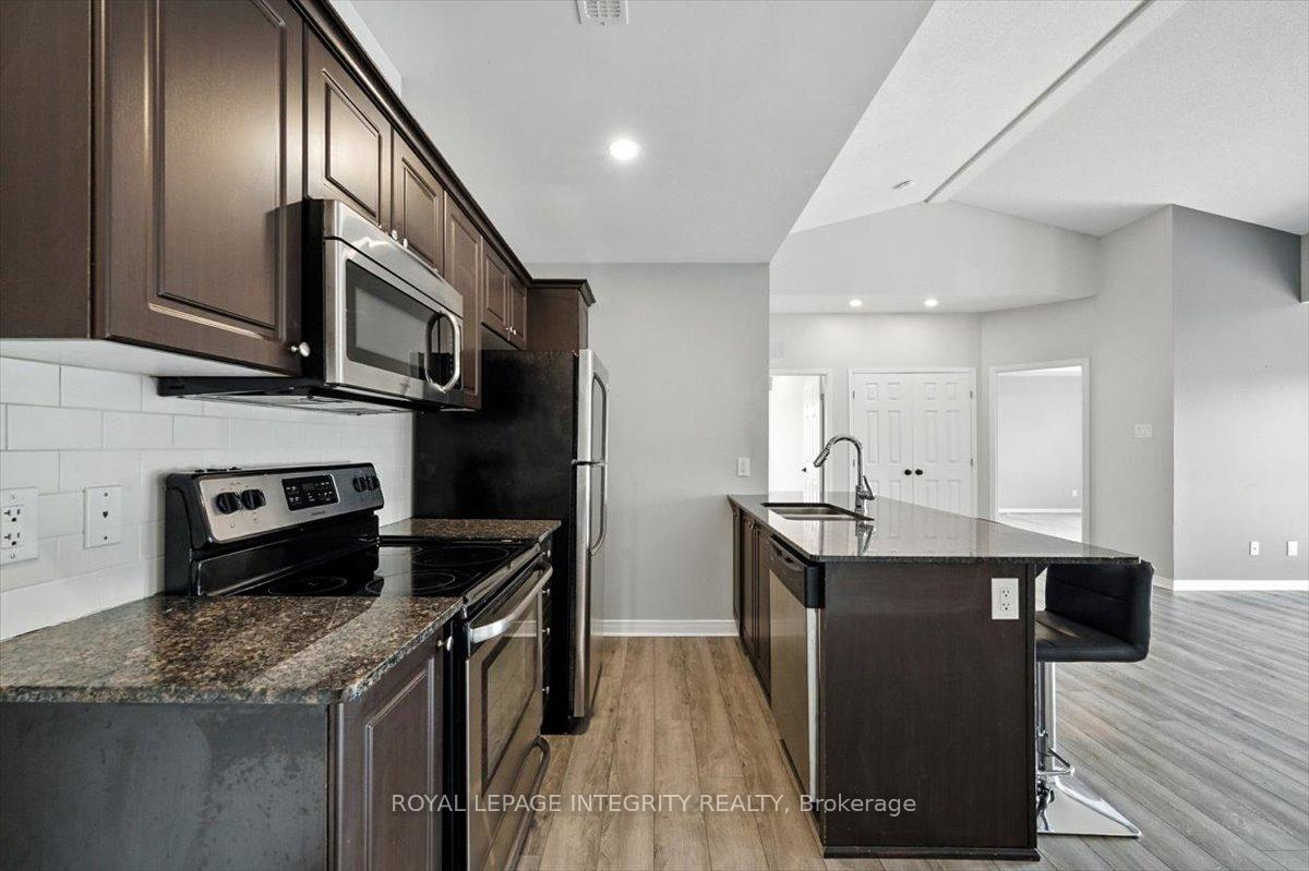 Photo 7 of 66 Sternes Private, Ottawa, Springridge/East Village — HOMEH