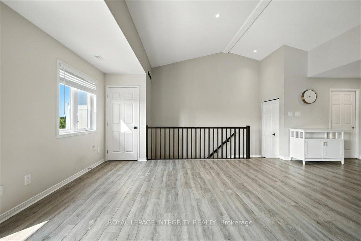 Photo 11 of 66 Sternes Private, Ottawa, Springridge/East Village — HOMEH