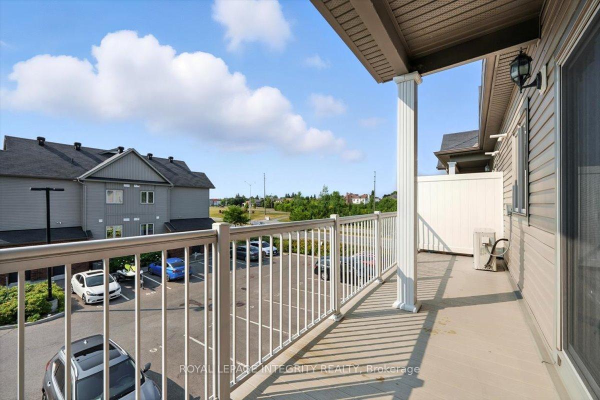 Photo 23 of 66 Sternes Private, Ottawa, Springridge/East Village — HOMEH