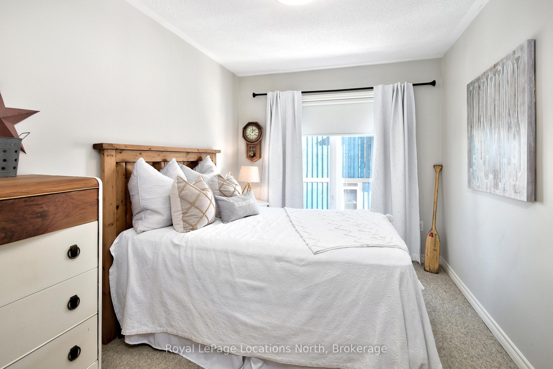 Photo 23 of 64 Joseph Trail, Collingwood — HOMEH