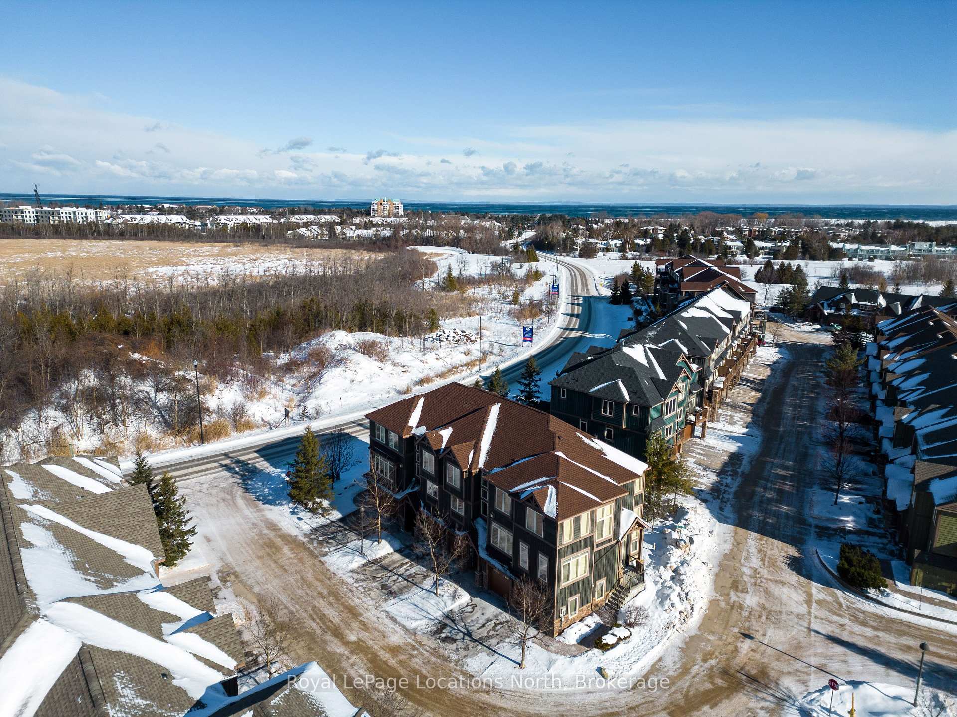 Photo 39 of 64 Joseph Trail, Collingwood — HOMEH