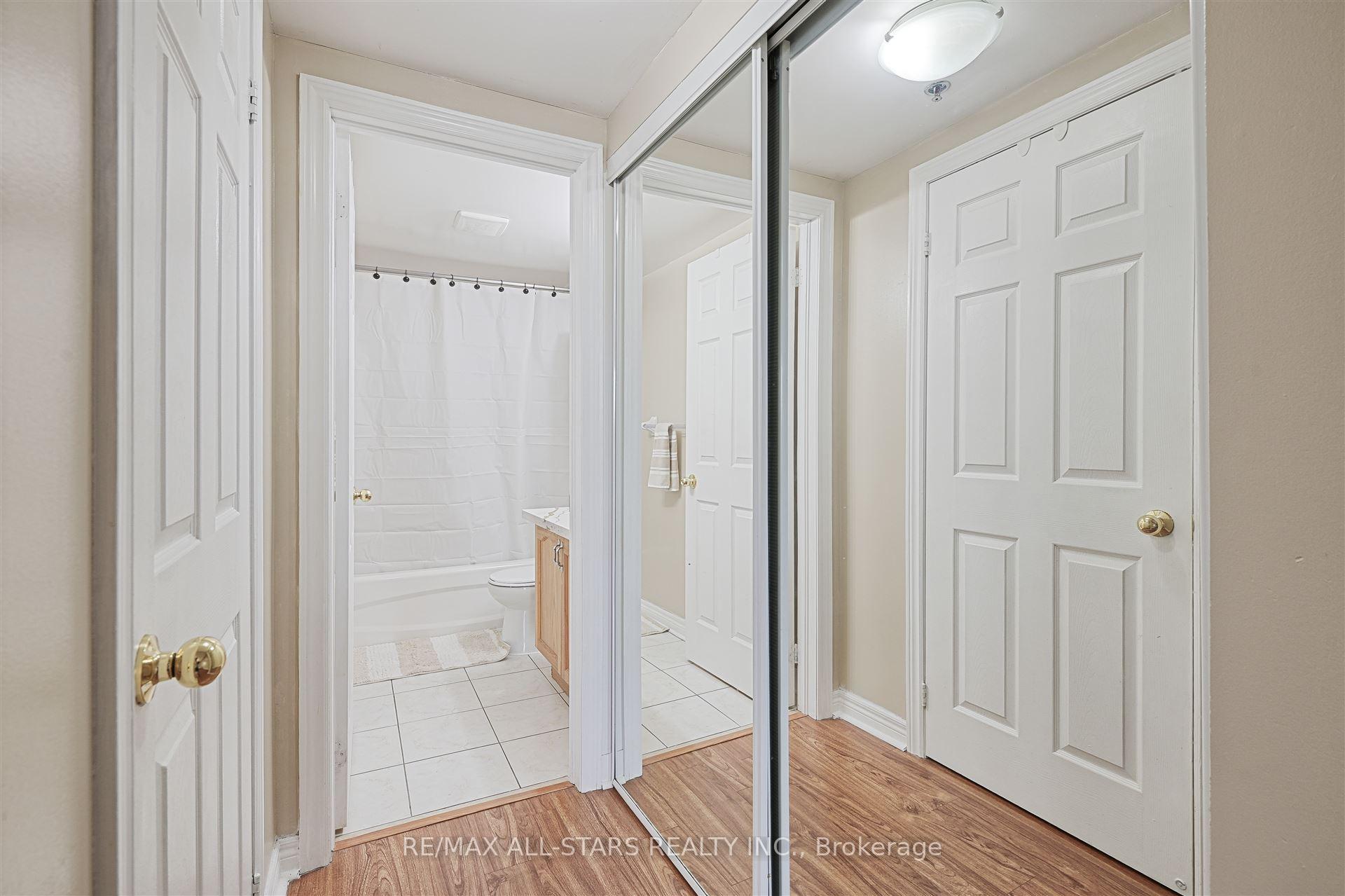 Photo 16 of Unit 304, 7428 Markham Road, Markham, Middlefield — HOMEH