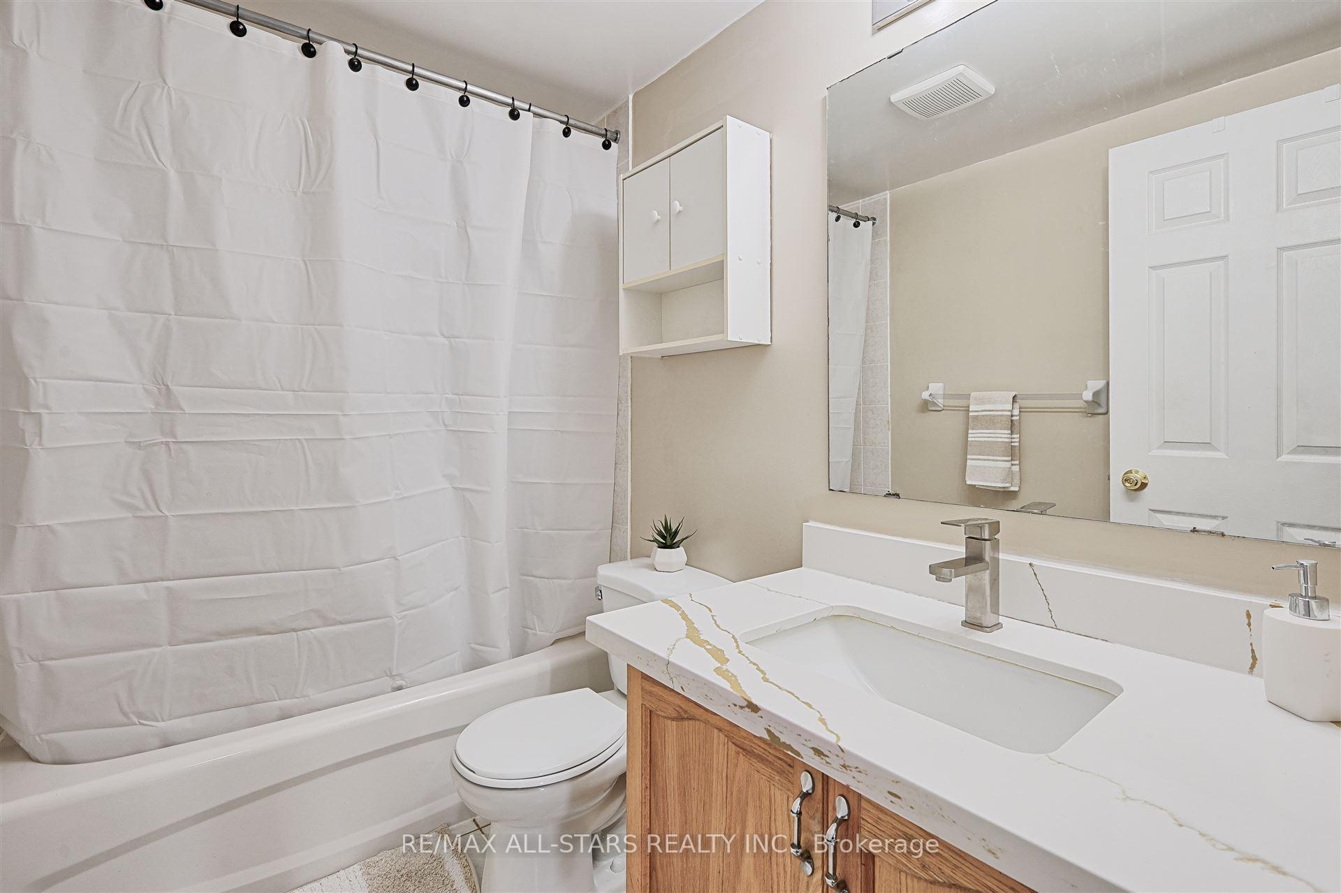 Photo 17 of Unit 304, 7428 Markham Road, Markham, Middlefield — HOMEH
