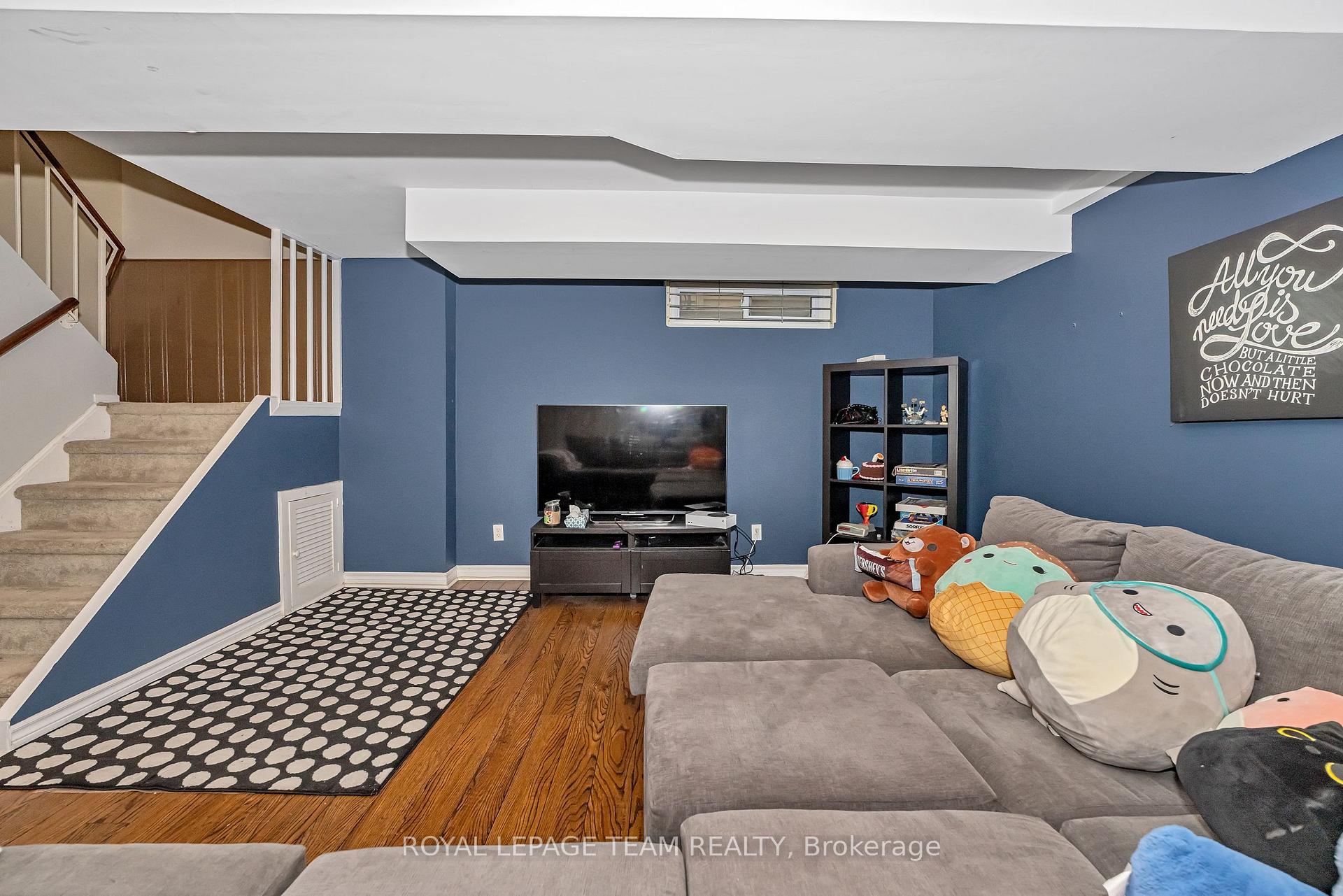 Photo 28 of 1397 Cedarcroft Crescent, Ottawa, Pineview — HOMEH