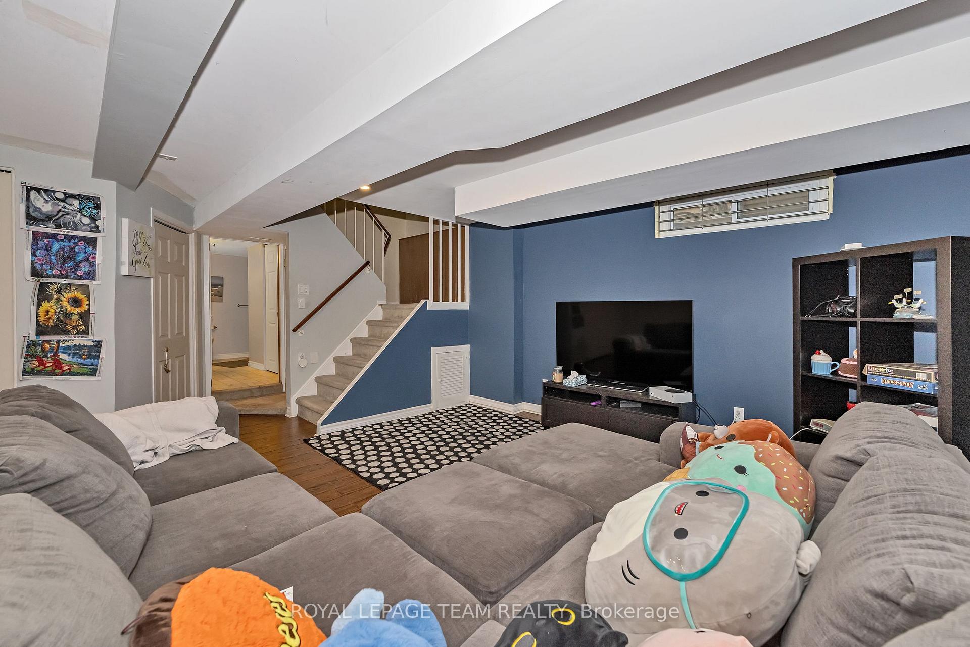 Photo 26 of 1397 Cedarcroft Crescent, Ottawa, Pineview — HOMEH