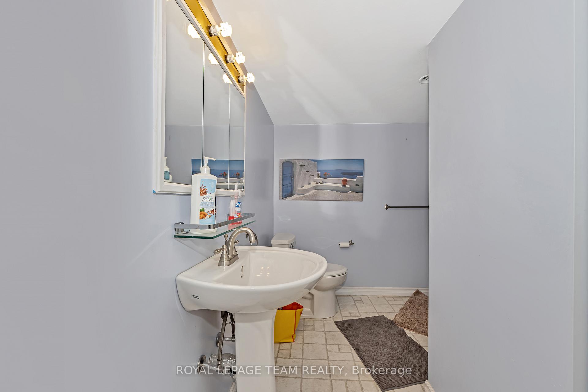 Photo 30 of 1397 Cedarcroft Crescent, Ottawa, Pineview — HOMEH