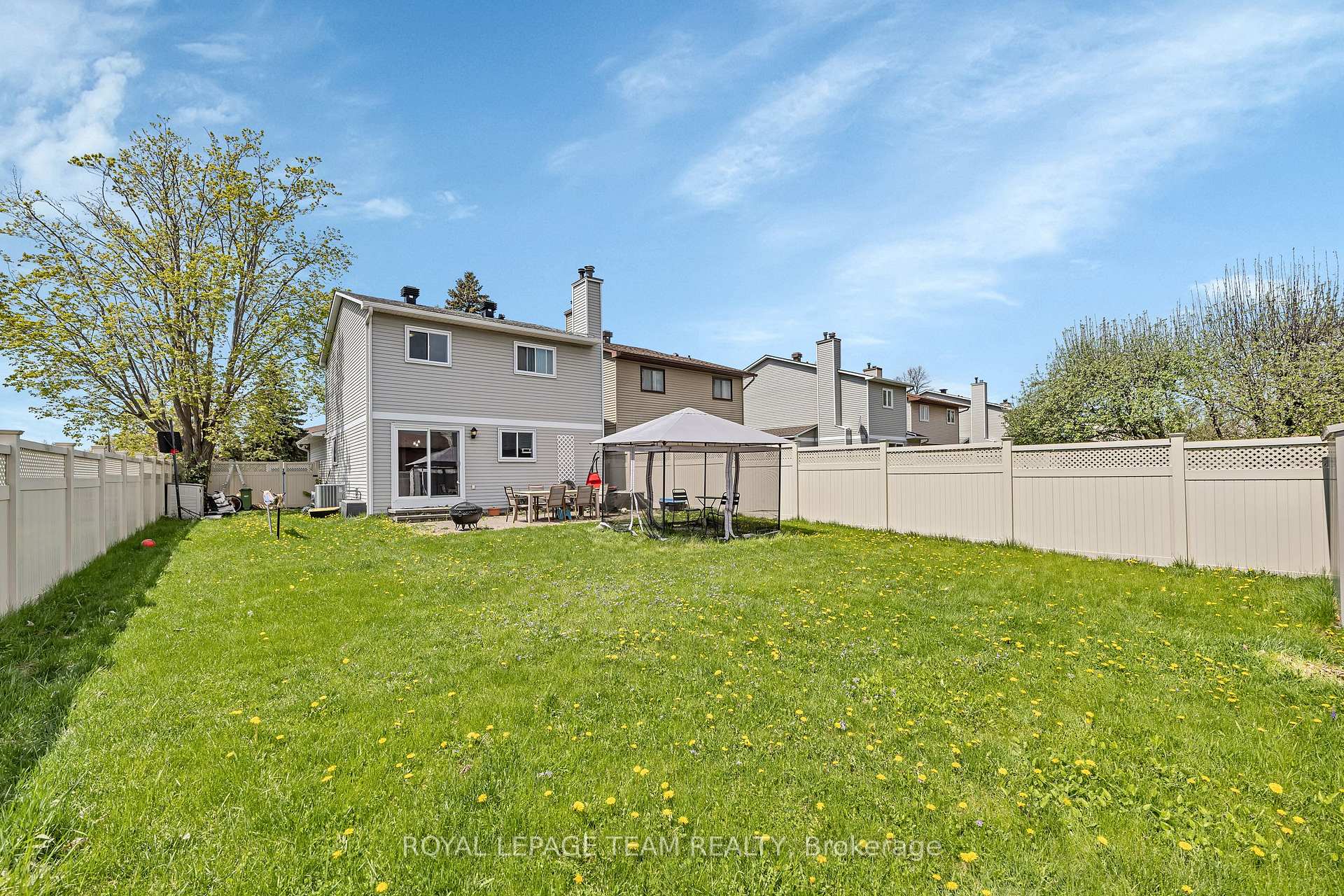 Photo 36 of 1397 Cedarcroft Crescent, Ottawa, Pineview — HOMEH