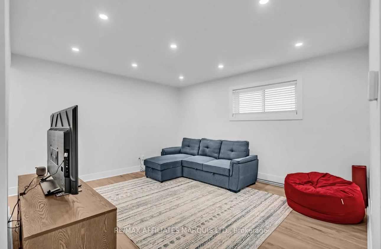 Photo 3 of Unit 2, 55 Race Street, Cornwall — HOMEH