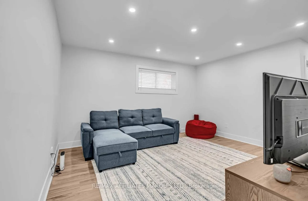 Photo 4 of Unit 2, 55 Race Street, Cornwall — HOMEH