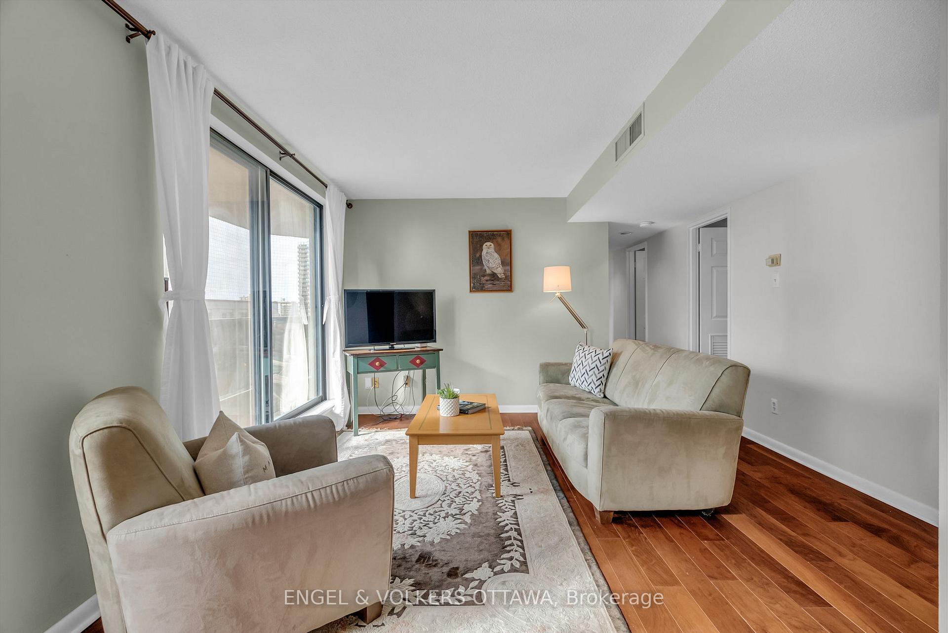 Photo 8 of Unit 905, 470 Laurier Avenue W, Ottawa, Ottawa Centre — HOMEH