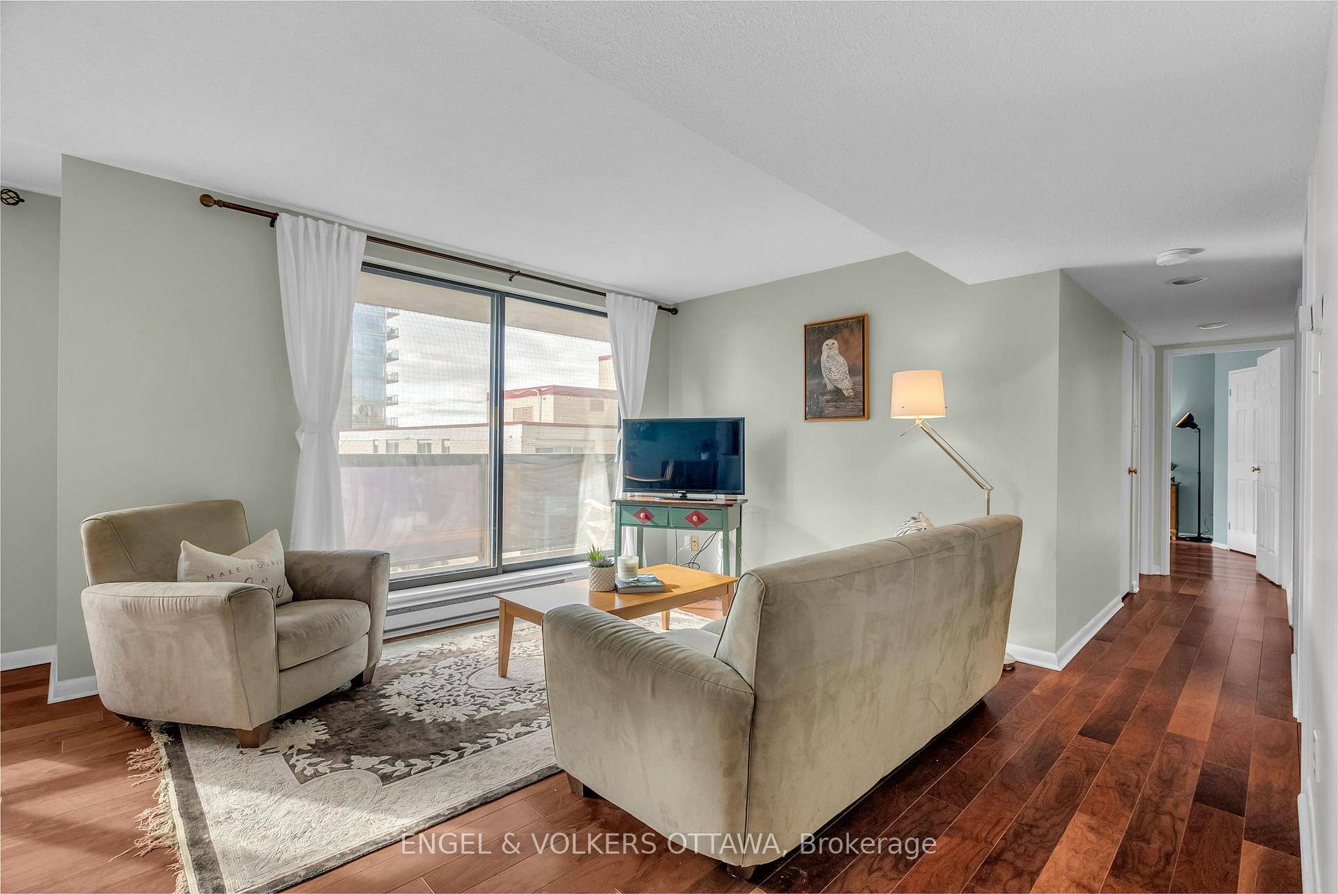 Photo 9 of Unit 905, 470 Laurier Avenue W, Ottawa, Ottawa Centre — HOMEH