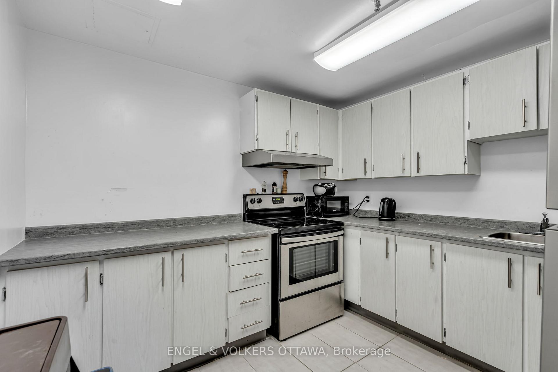 Photo 32 of Unit 905, 470 Laurier Avenue W, Ottawa, Ottawa Centre — HOMEH