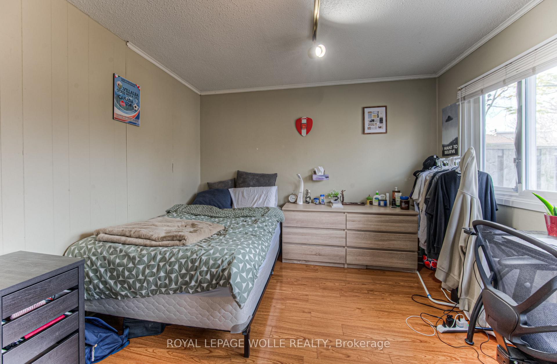 Photo 10 of Unit 9, 121 University Avenue E, Waterloo — HOMEH