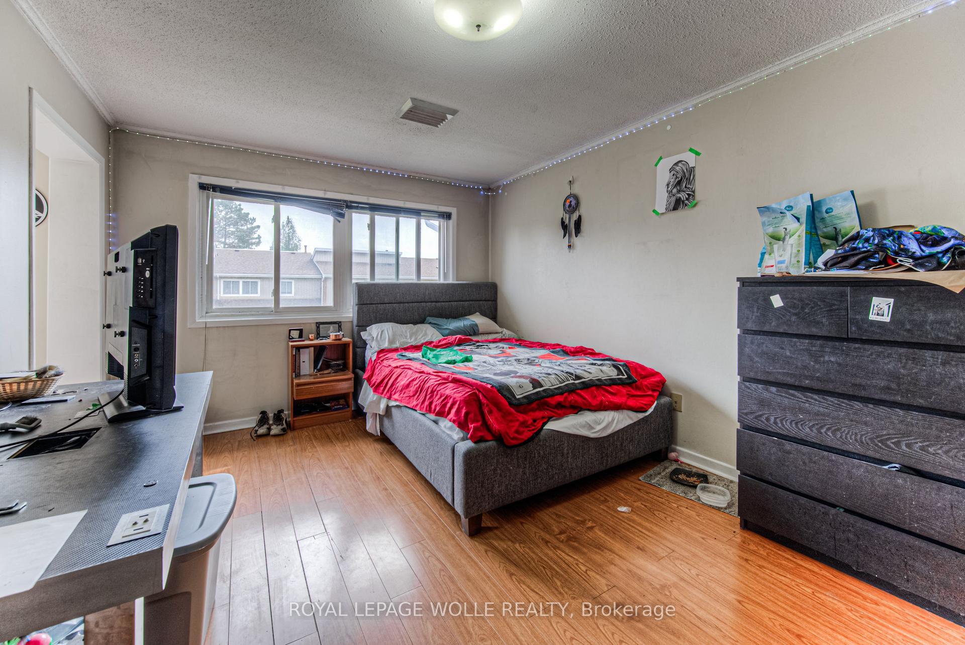 Photo 18 of Unit 9, 121 University Avenue E, Waterloo — HOMEH