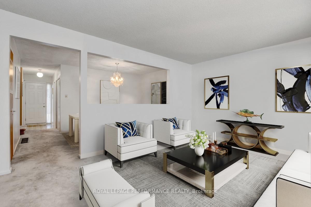 Photo 10 of 7 Carmichael Court, Ottawa, Kanata - Beaverbrook — HOMEH