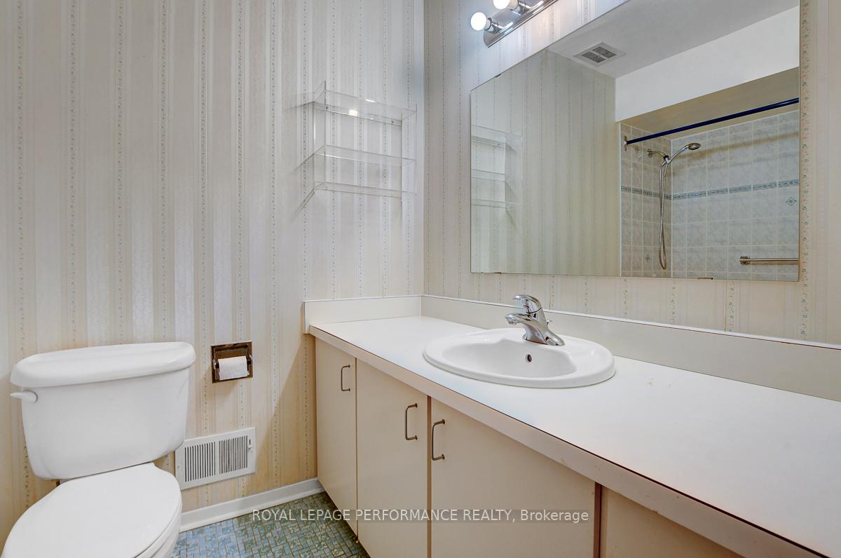 Photo 16 of 7 Carmichael Court, Ottawa, Kanata - Beaverbrook — HOMEH