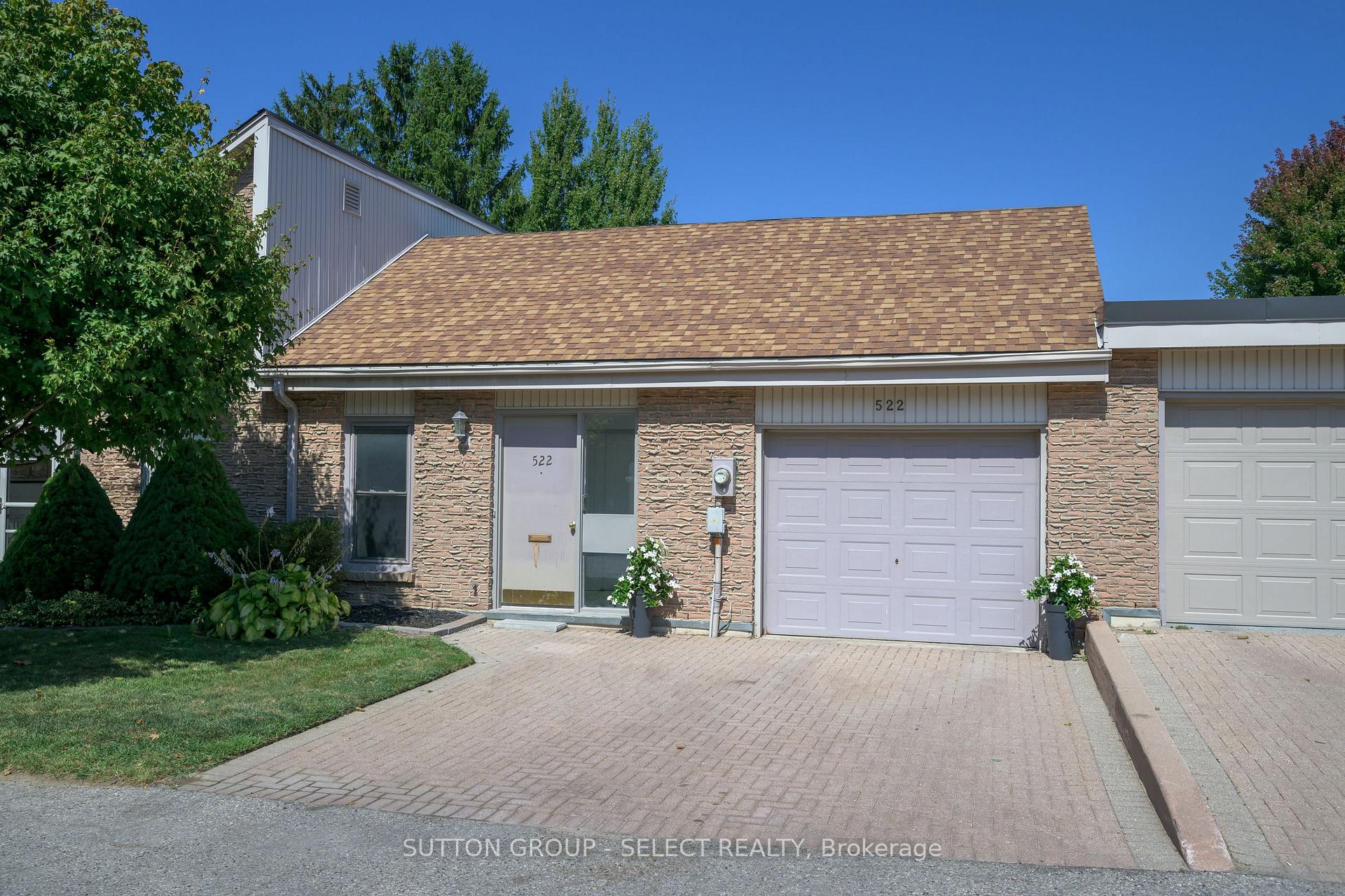 Front of 522 Cranbrook Road