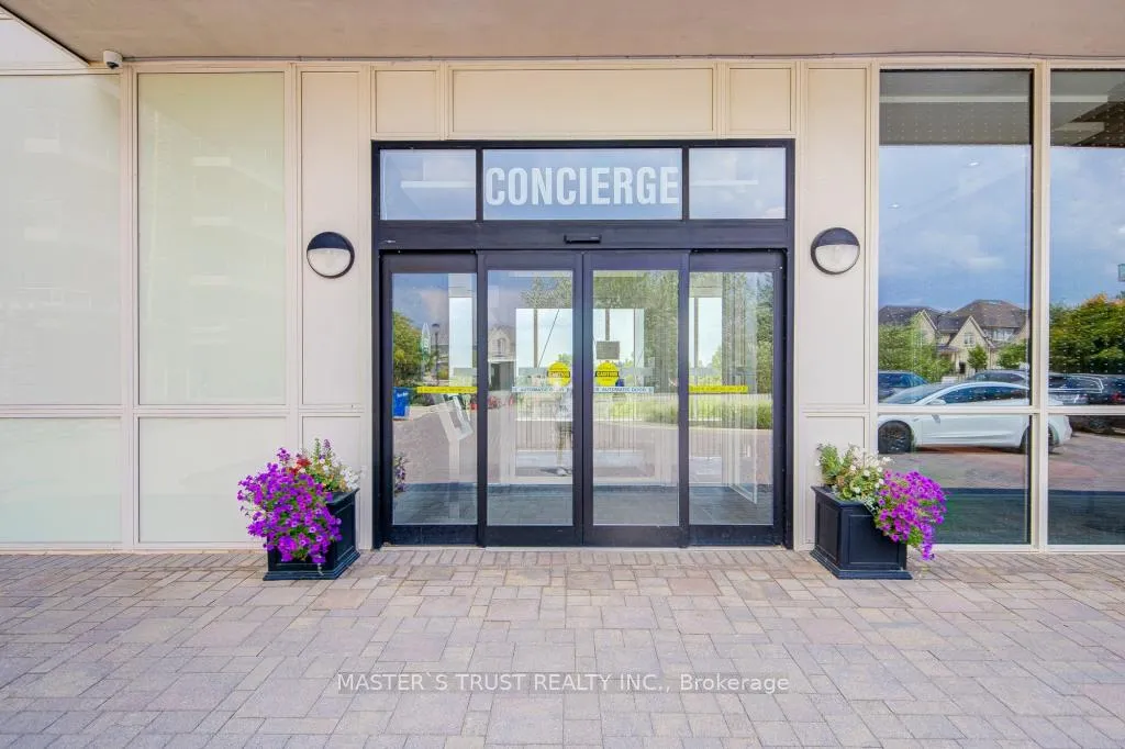 Photo 2 of Unit 307, 15 Stollery Pond Crescent, Markham, Devil's Elbow — HOMEH