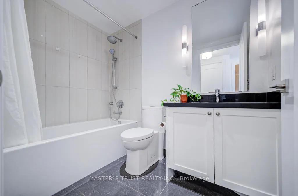 Photo 26 of Unit 307, 15 Stollery Pond Crescent, Markham, Devil's Elbow — HOMEH