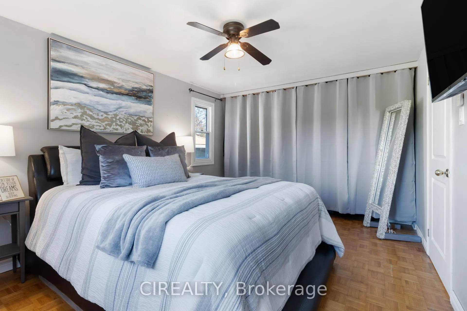 Photo 20 of 53 Christie Crescent, Barrie, Letitia Heights — HOMEH