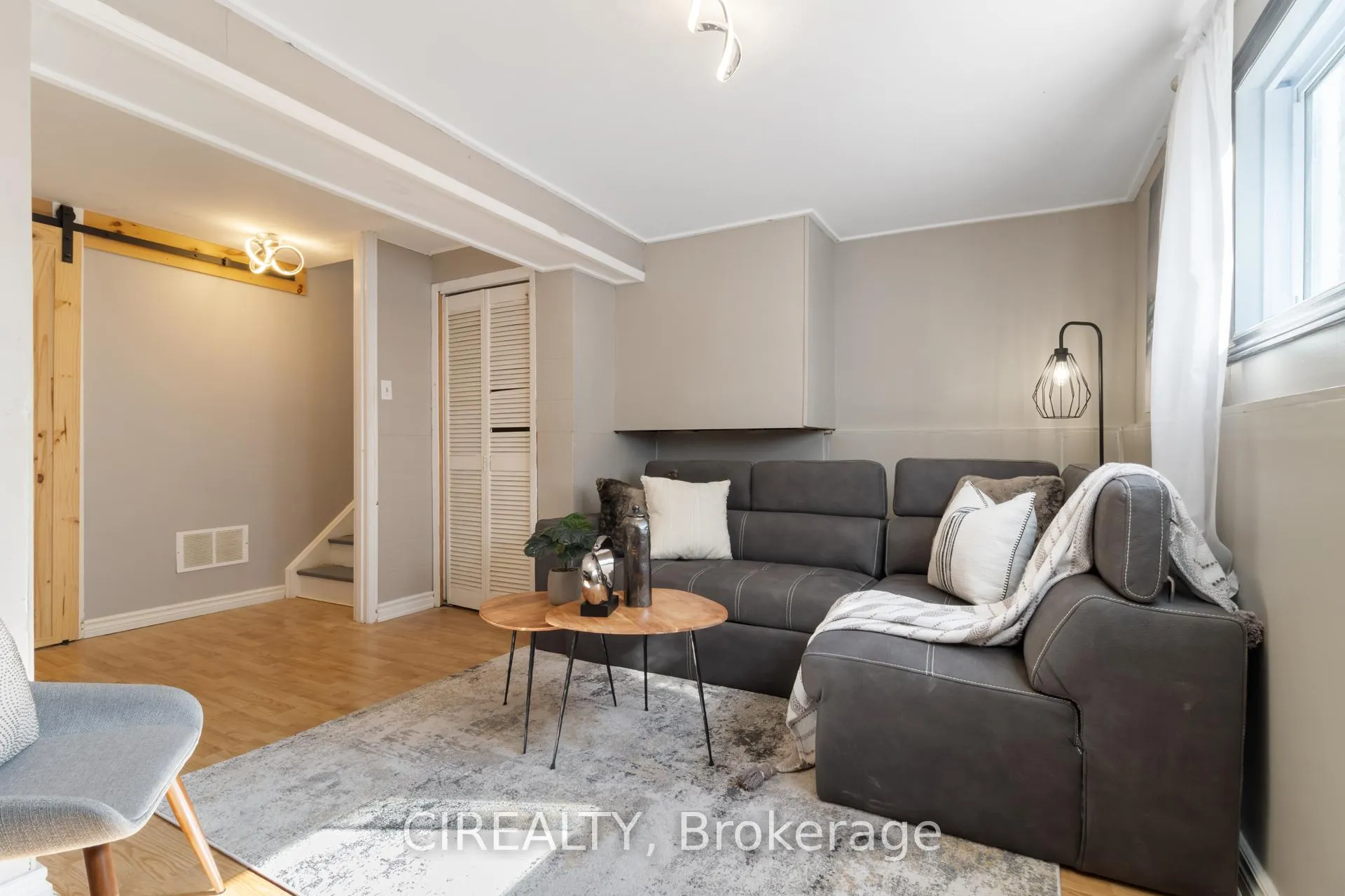 Photo 22 of 53 Christie Crescent, Barrie, Letitia Heights — HOMEH