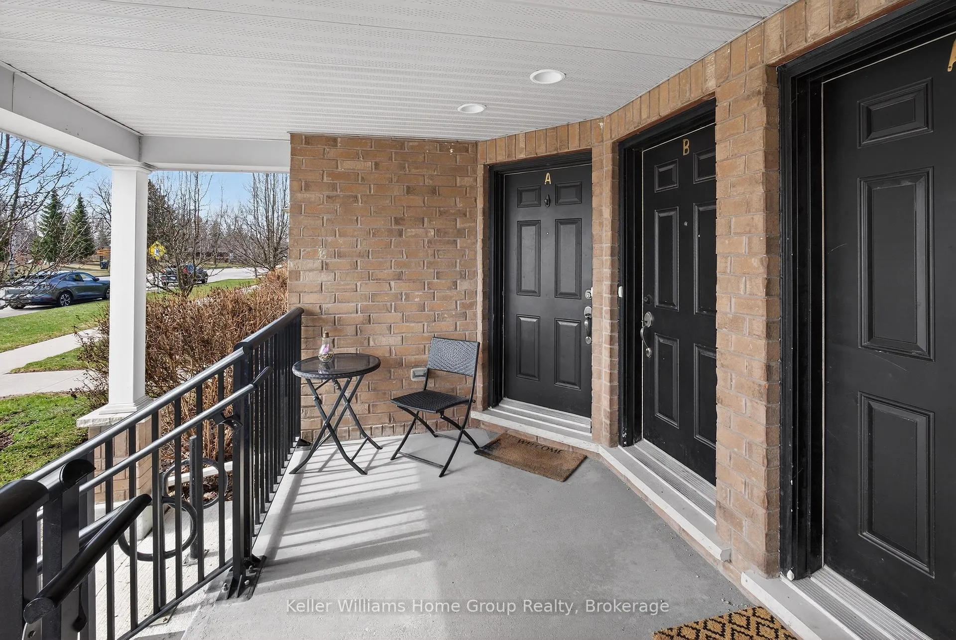 Photo 3 of 612A Woodlawn Road E, Guelph, Victoria North — HOMEH