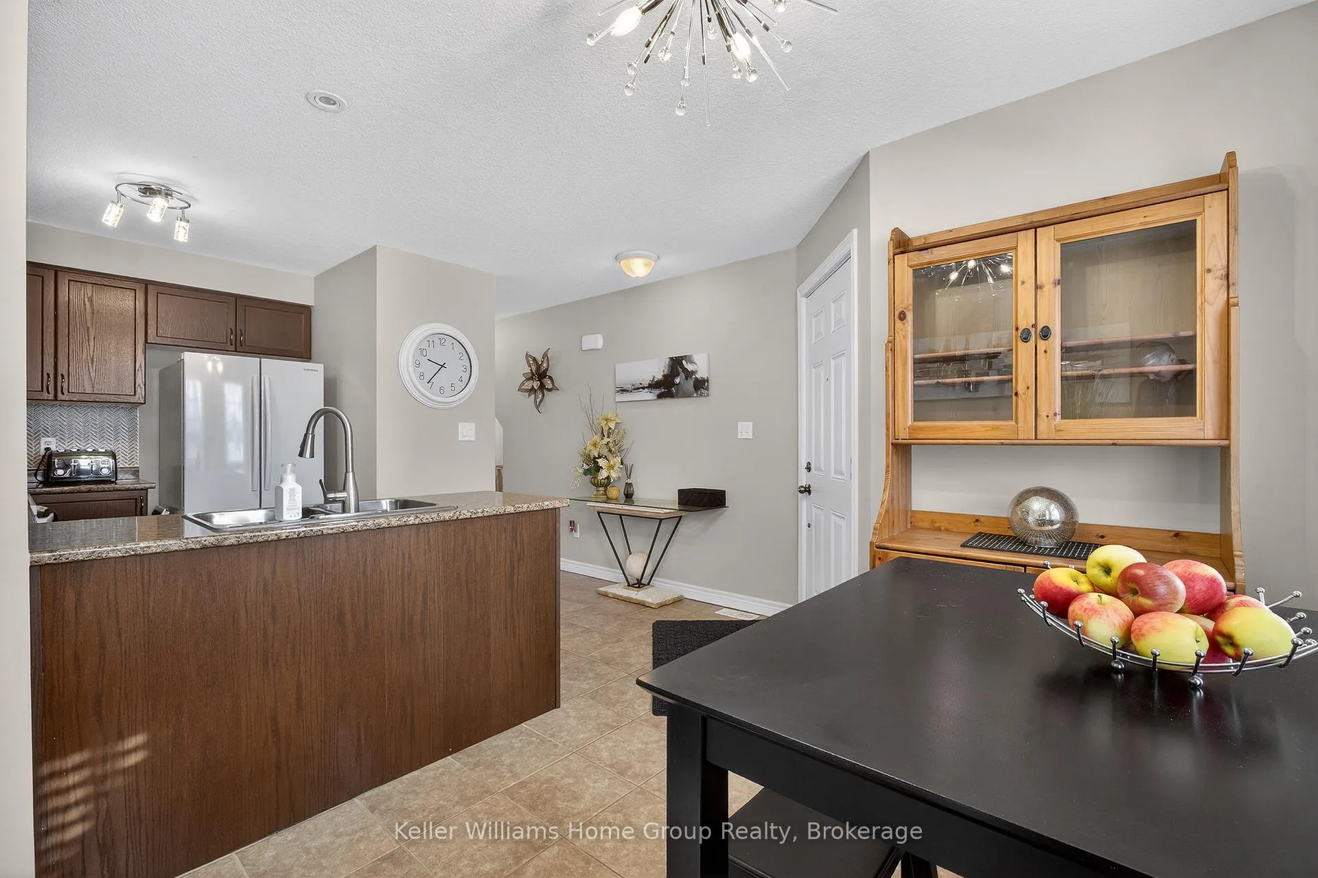 Photo 9 of 612A Woodlawn Road E, Guelph, Victoria North — HOMEH
