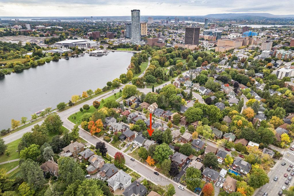 Photo 3 of 25 Lakeside Avenue, Ottawa, Dows Lake — HOMEH