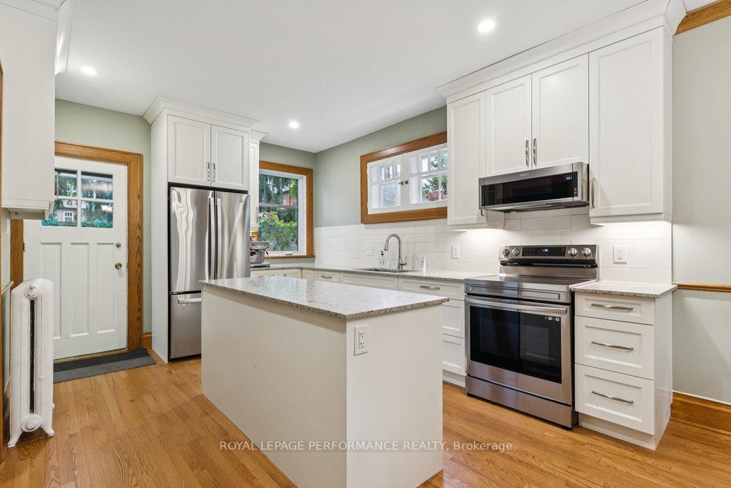 Photo 8 of 25 Lakeside Avenue, Ottawa, Dows Lake — HOMEH