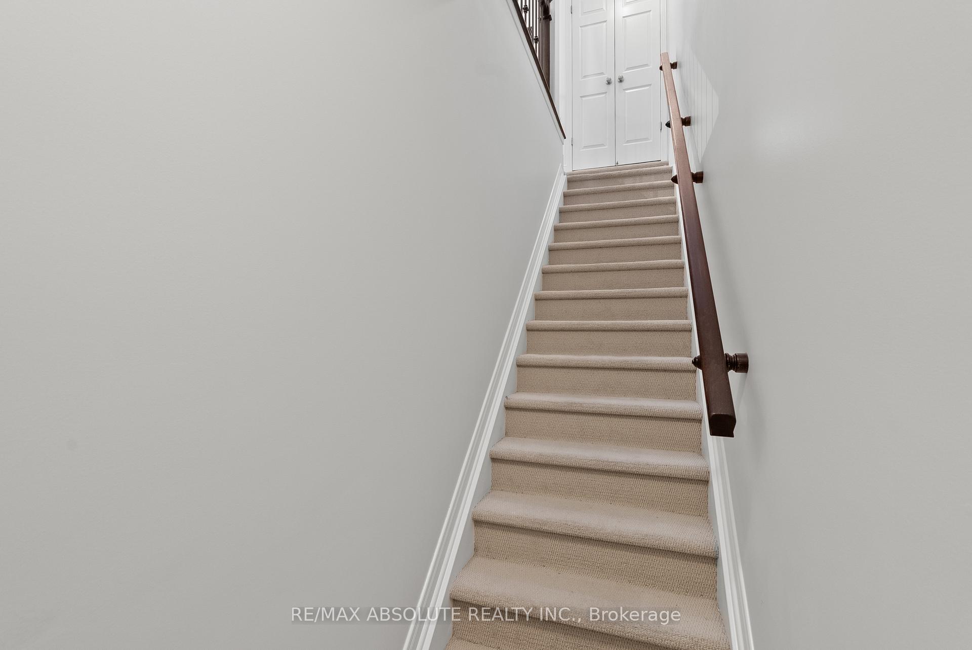 Photo 4 of Unit 311, 29 Jardin Private, Ottawa, Manor Park — HOMEH