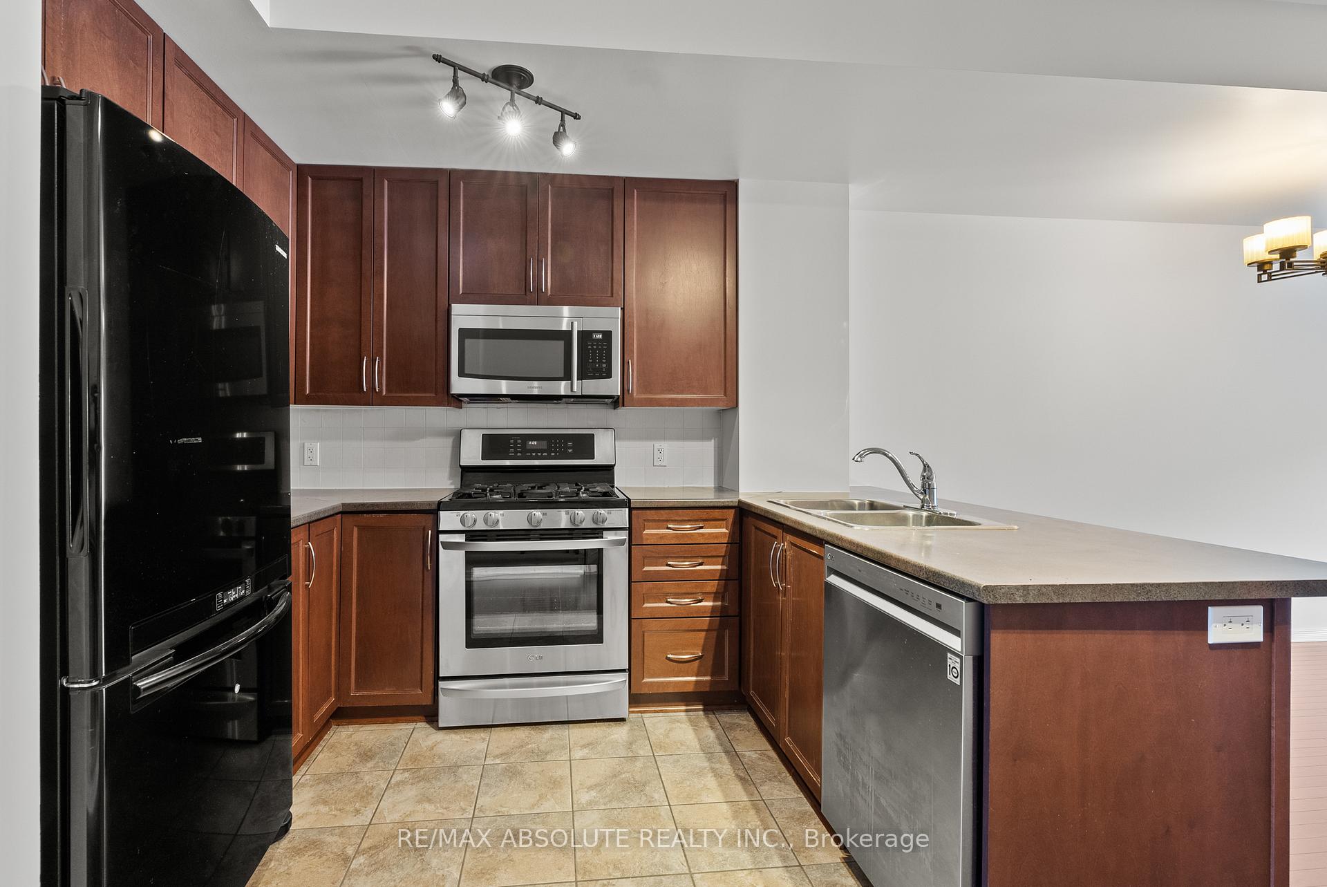 Photo 6 of Unit 311, 29 Jardin Private, Ottawa, Manor Park — HOMEH