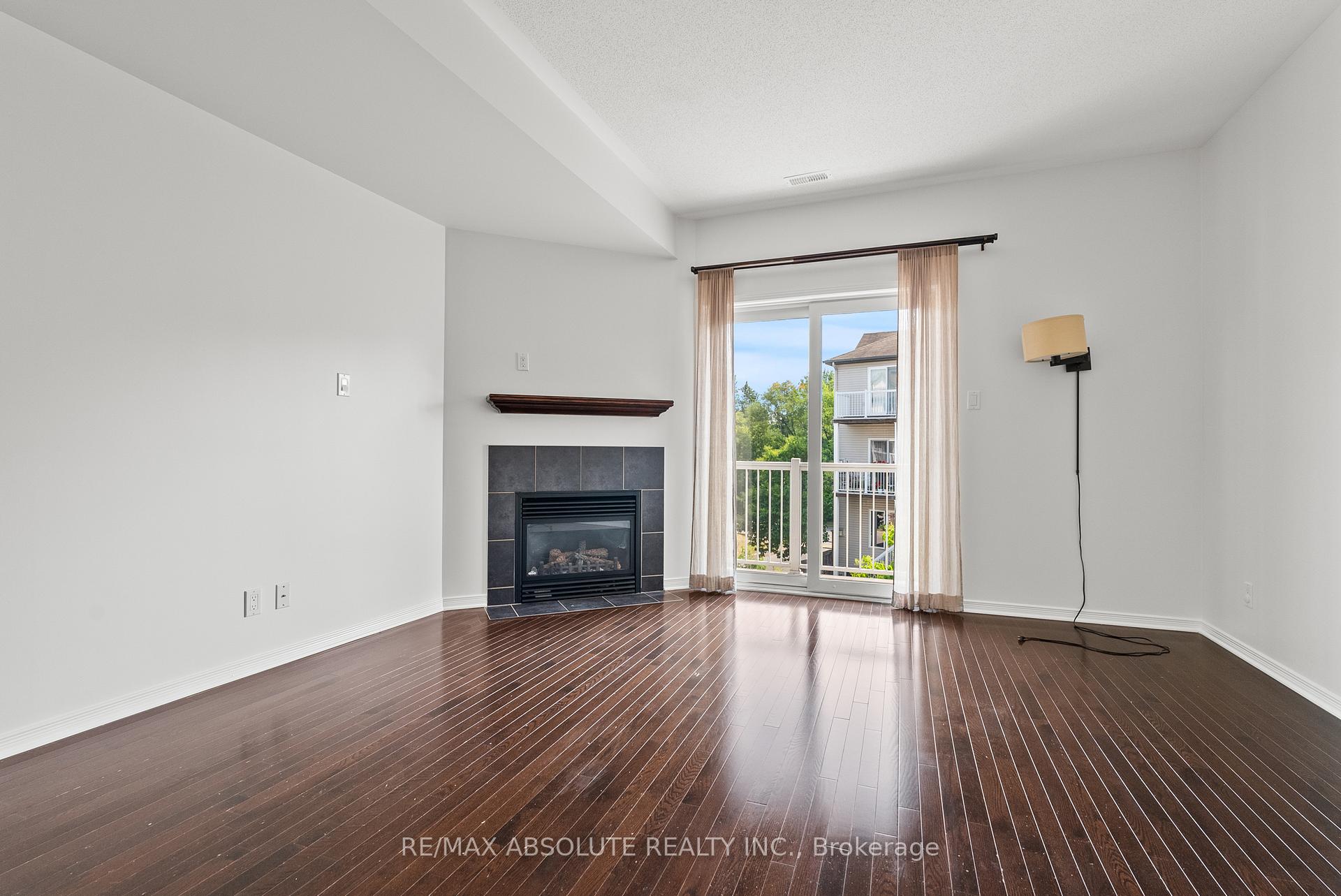 Photo 13 of Unit 311, 29 Jardin Private, Ottawa, Manor Park — HOMEH