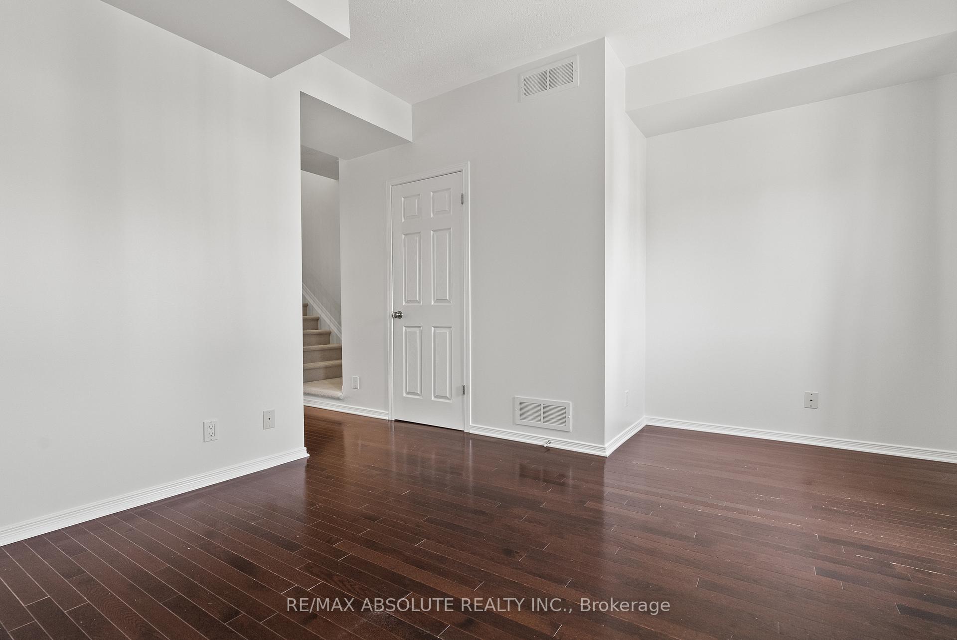 Photo 25 of Unit 311, 29 Jardin Private, Ottawa, Manor Park — HOMEH