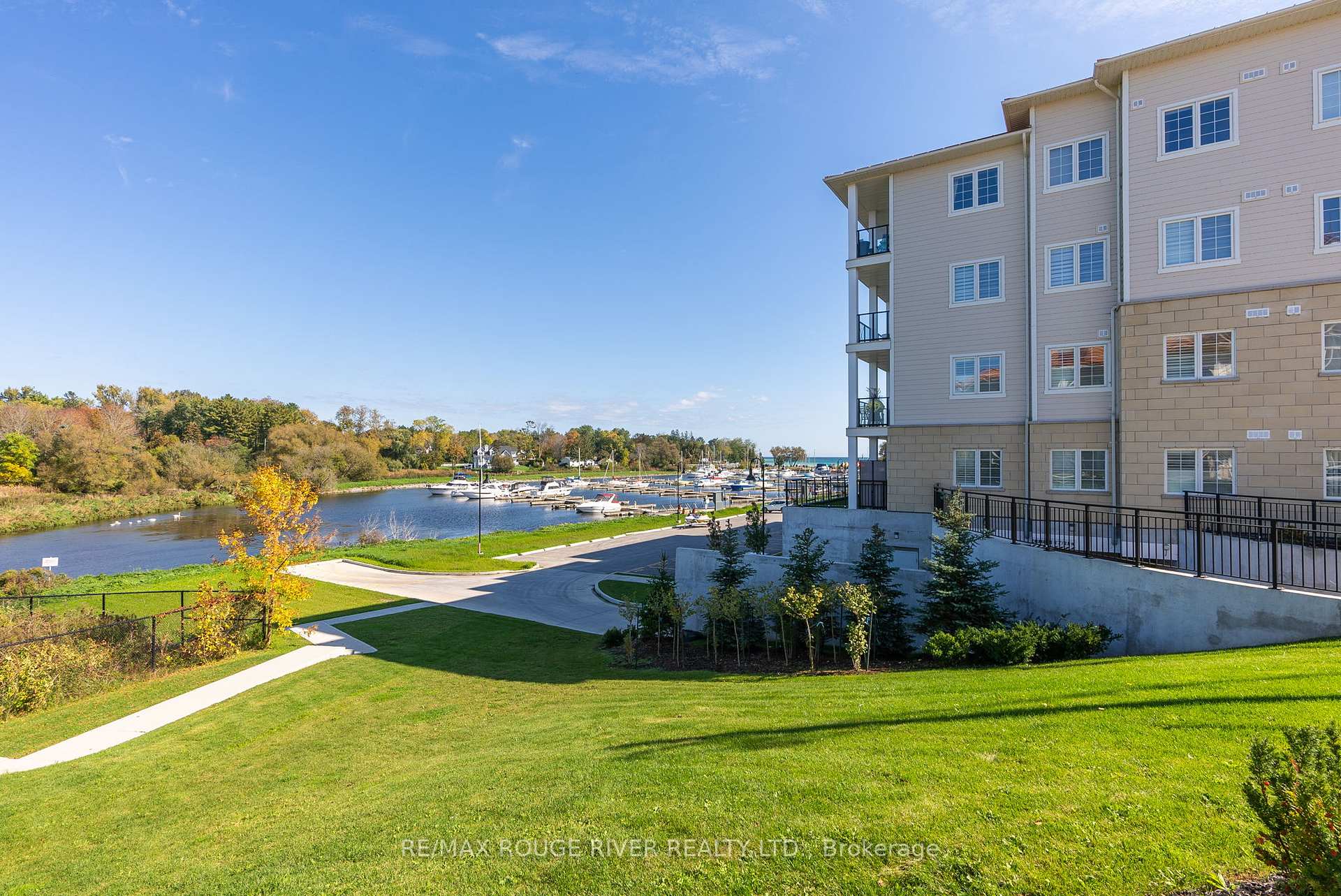Front of Unit 206, 70 Shipway Avenue
