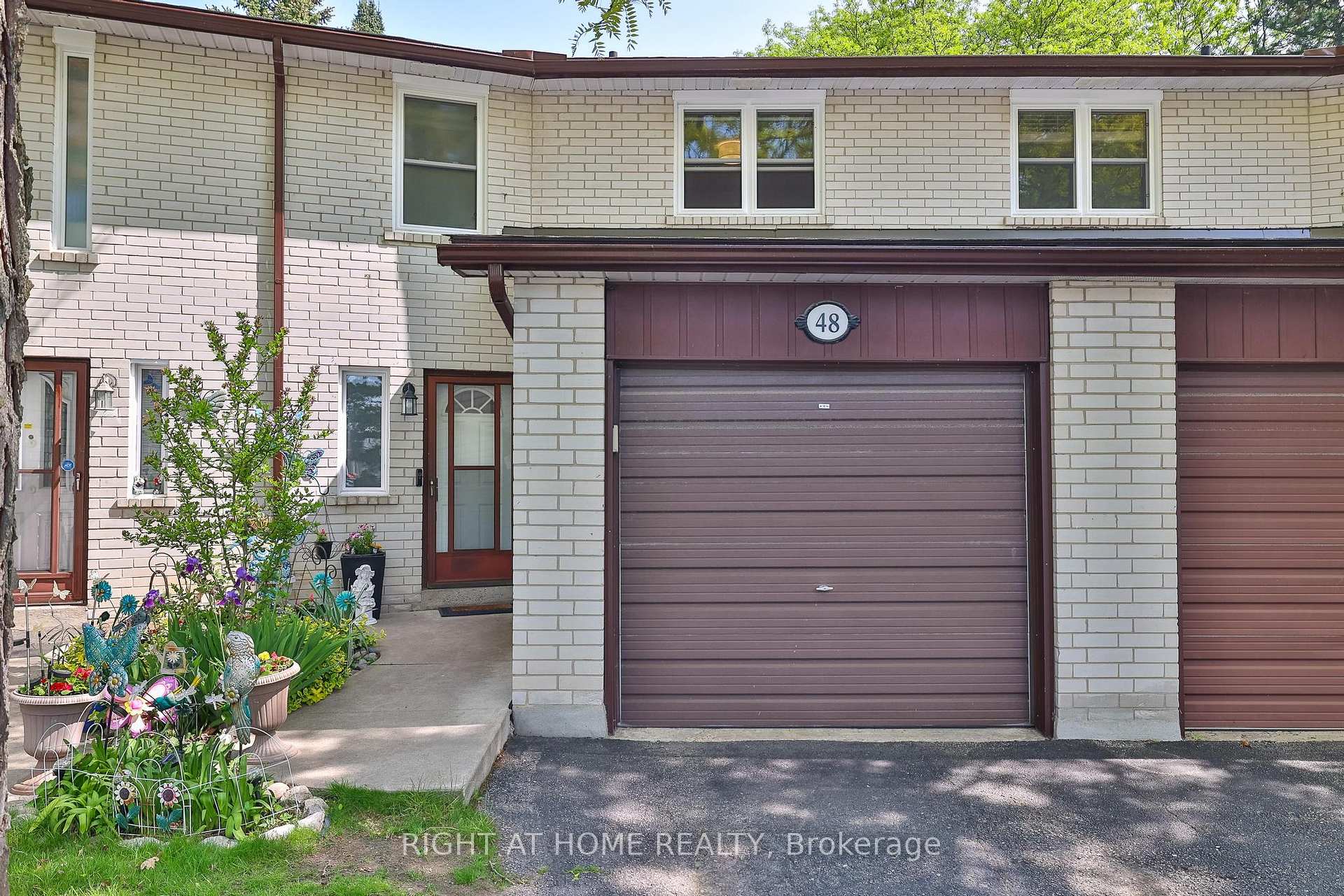 Photo 1 of Unit 308, 48 Porterfield Crescent, Markham, Aileen-Willowbrook — HOMEH