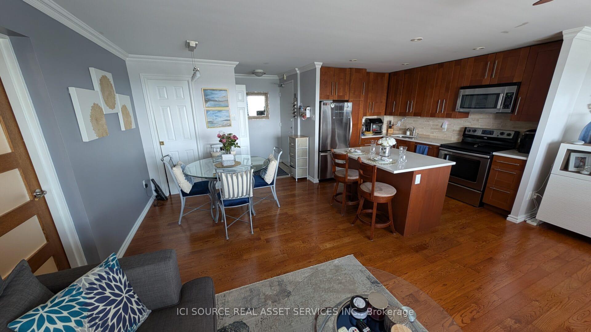 Photo 3 of Unit 711, 20 Chesterton Drive, Ottawa, Borden Farm/Stewart Farm/Carleton Heights/Parkwood Hills — HOMEH