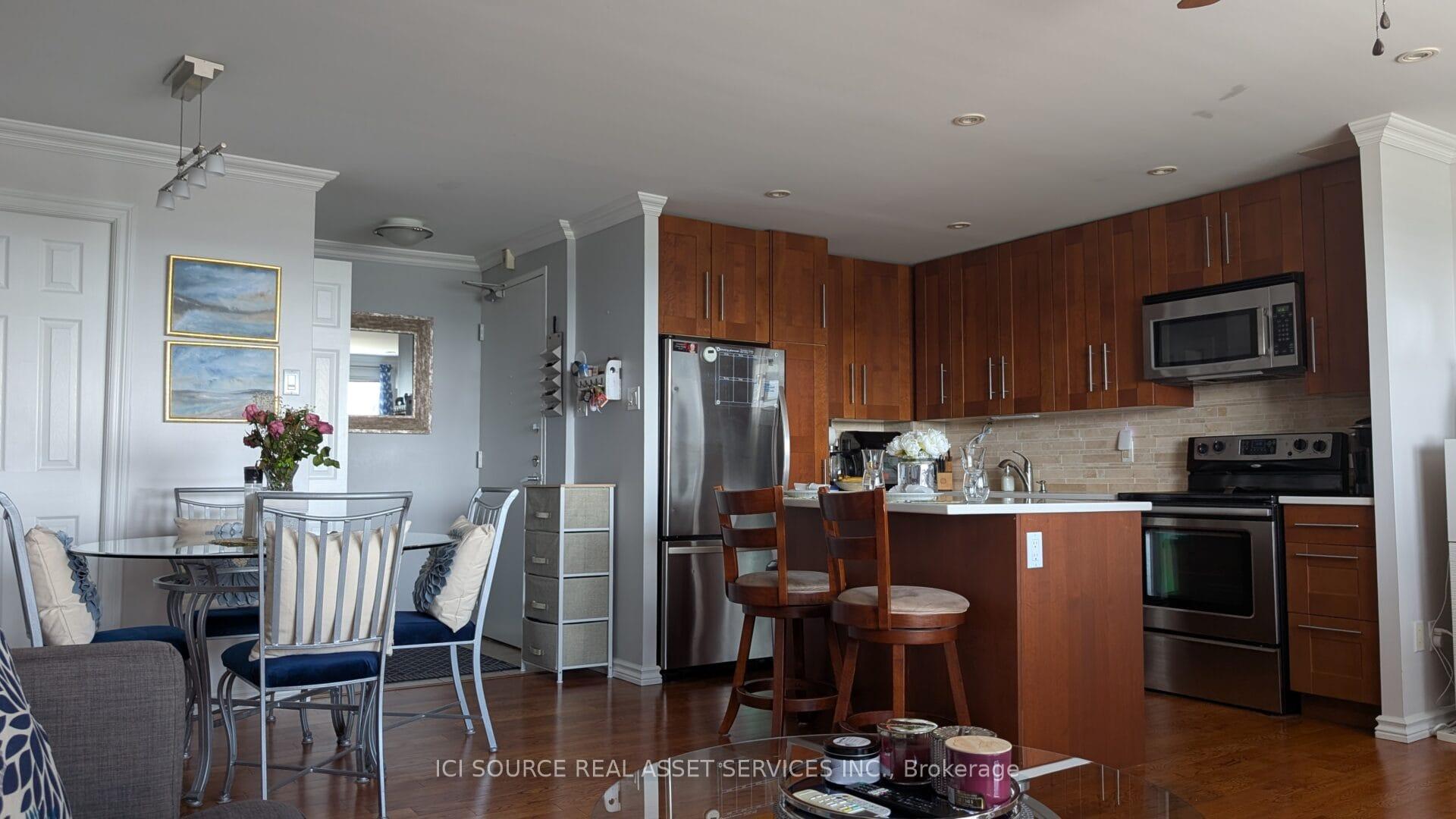 Photo 4 of Unit 711, 20 Chesterton Drive, Ottawa, Borden Farm/Stewart Farm/Carleton Heights/Parkwood Hills — HOMEH