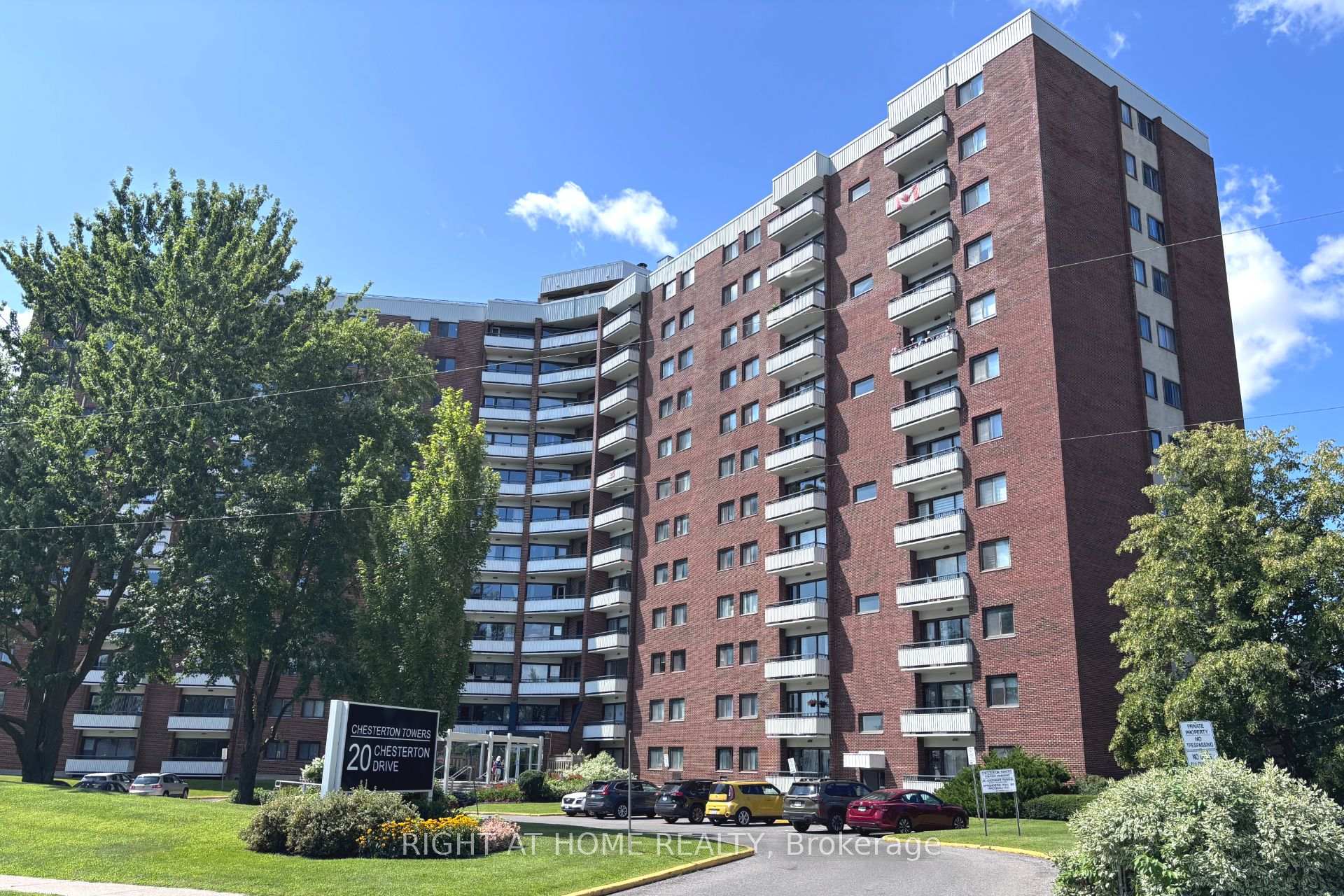 Photo 1 of Unit 321, 20 Chesterton Drive, Ottawa, Borden Farm/Stewart Farm/Carleton Heights/Parkwood Hills — HOMEH