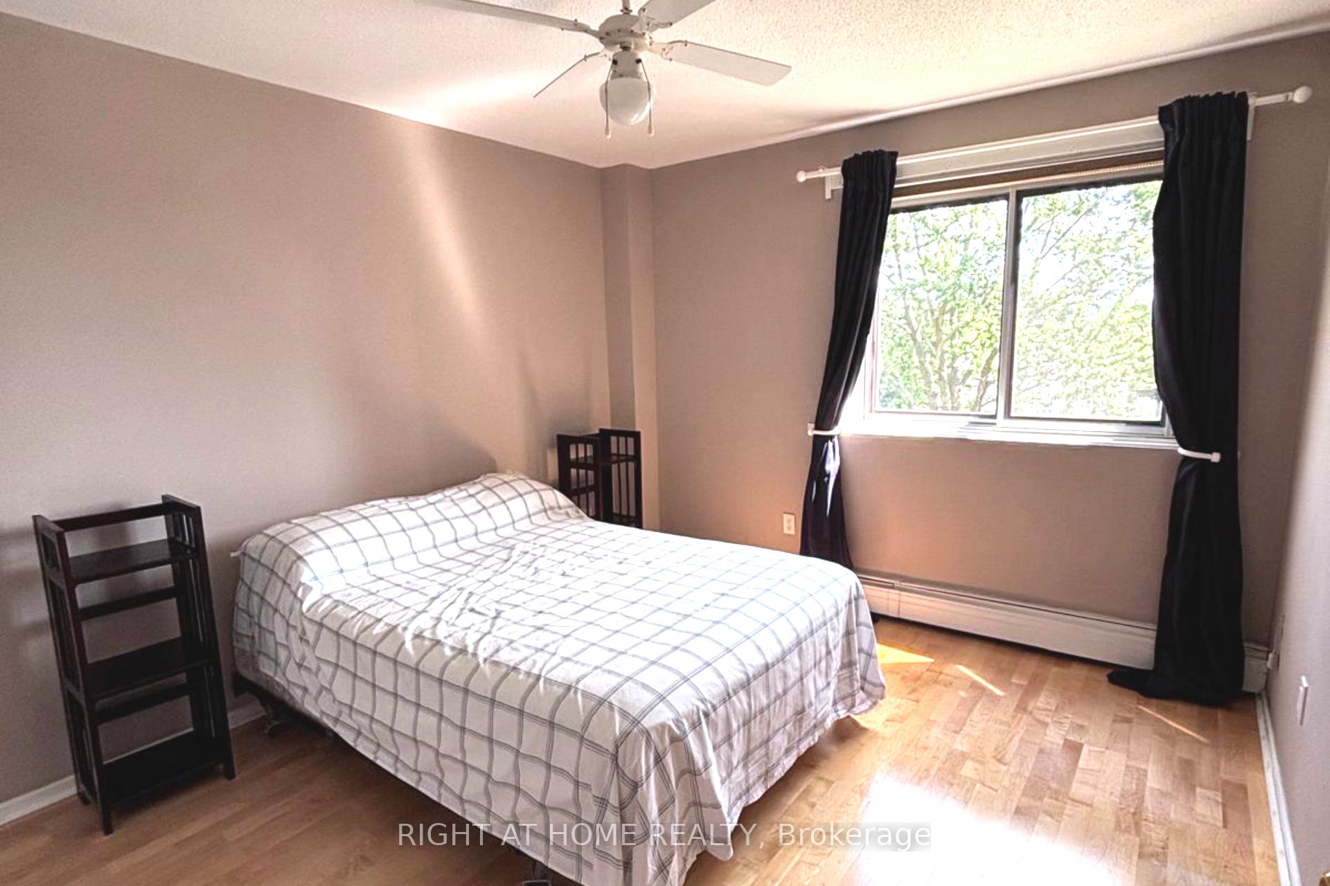 Photo 16 of Unit 321, 20 Chesterton Drive, Ottawa, Borden Farm/Stewart Farm/Carleton Heights/Parkwood Hills — HOMEH