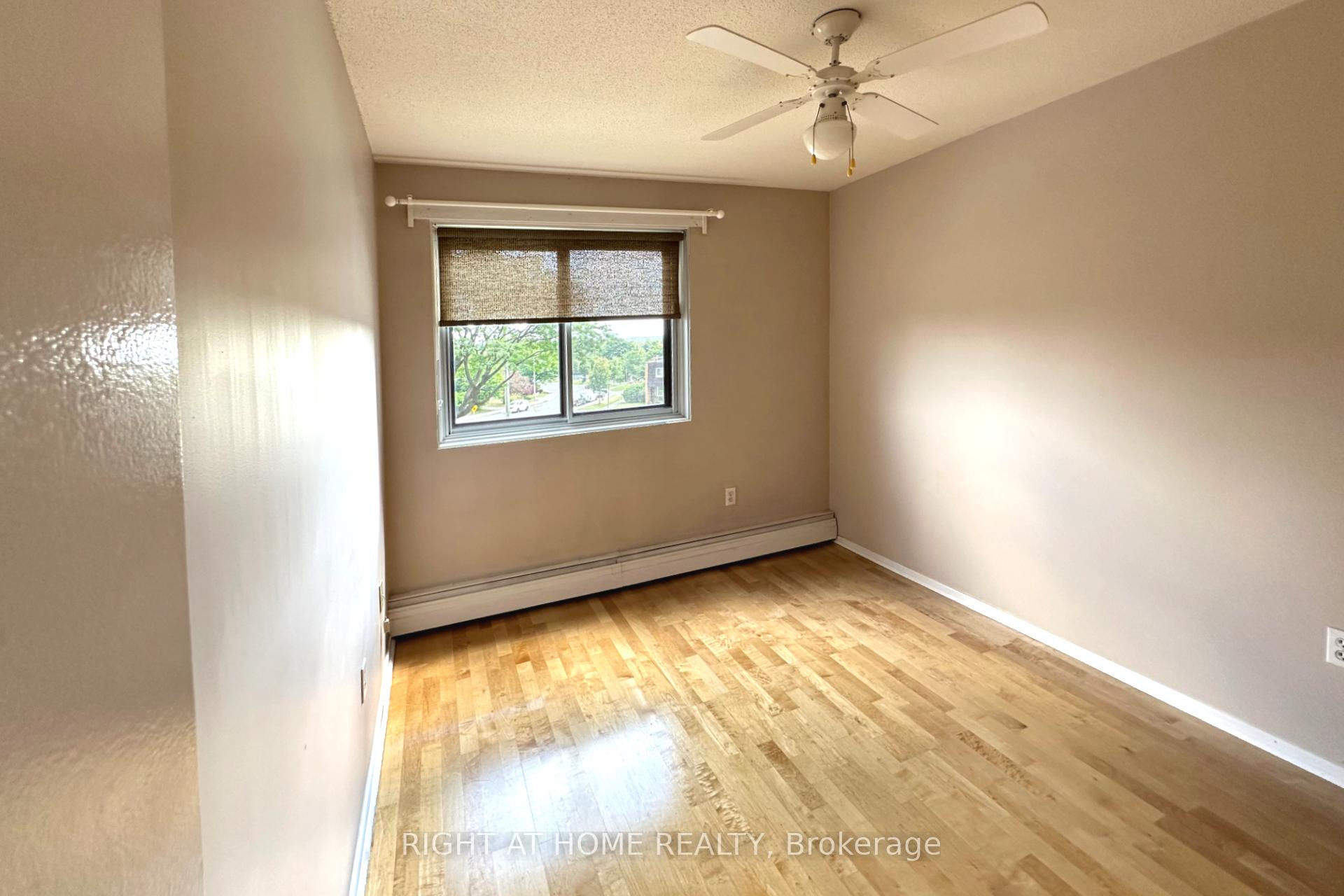 Photo 19 of Unit 321, 20 Chesterton Drive, Ottawa, Borden Farm/Stewart Farm/Carleton Heights/Parkwood Hills — HOMEH