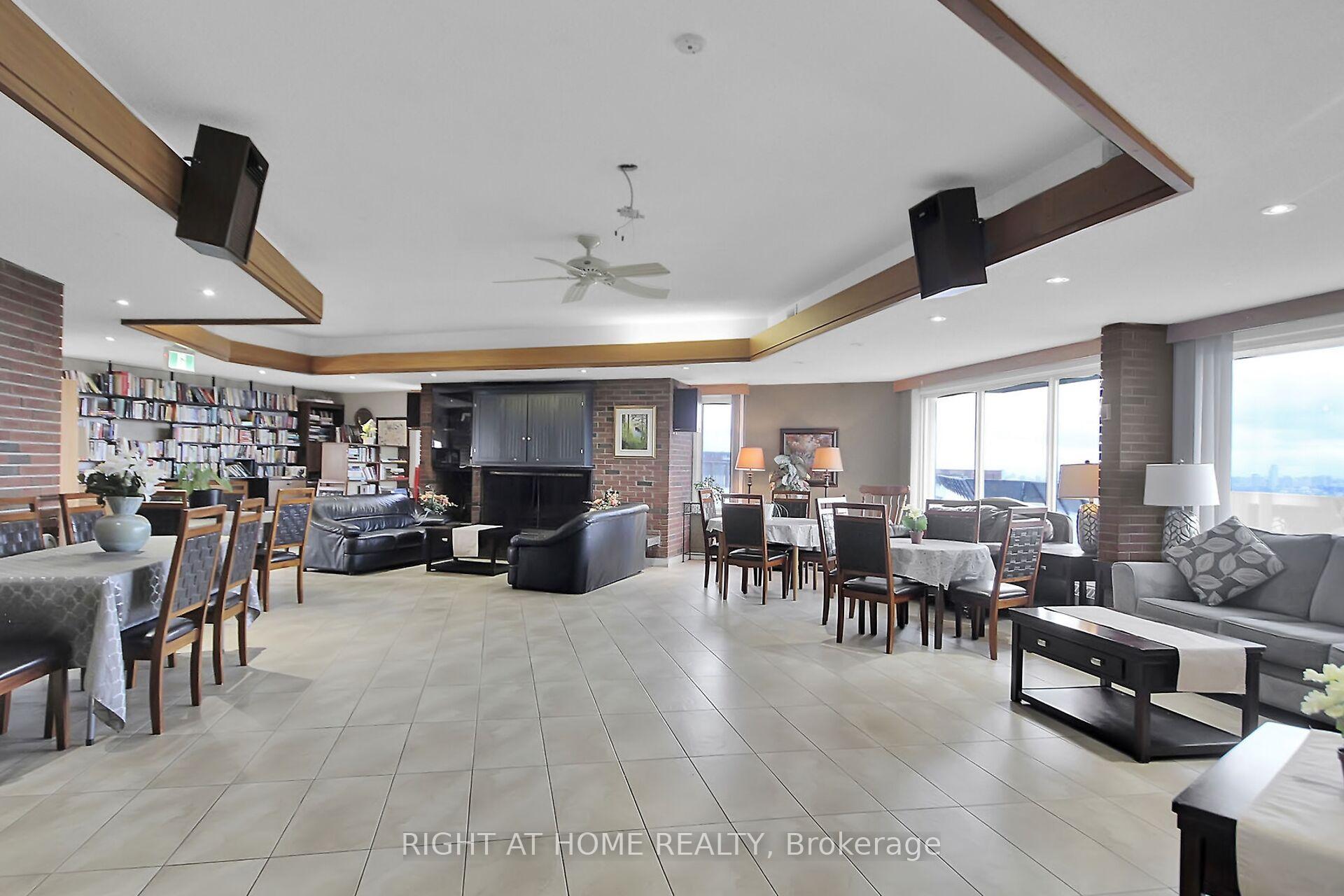 Photo 23 of Unit 321, 20 Chesterton Drive, Ottawa, Borden Farm/Stewart Farm/Carleton Heights/Parkwood Hills — HOMEH