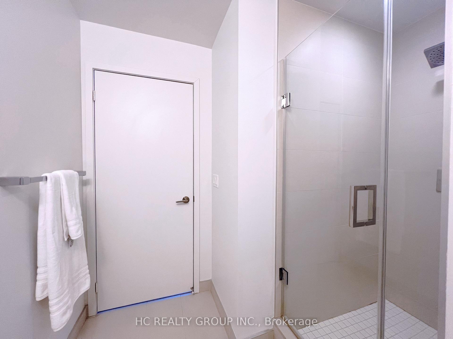 Photo 15 of Unit 3912, 8 Eglinton Avenue E, Toronto, Mount Pleasant West — HOMEH