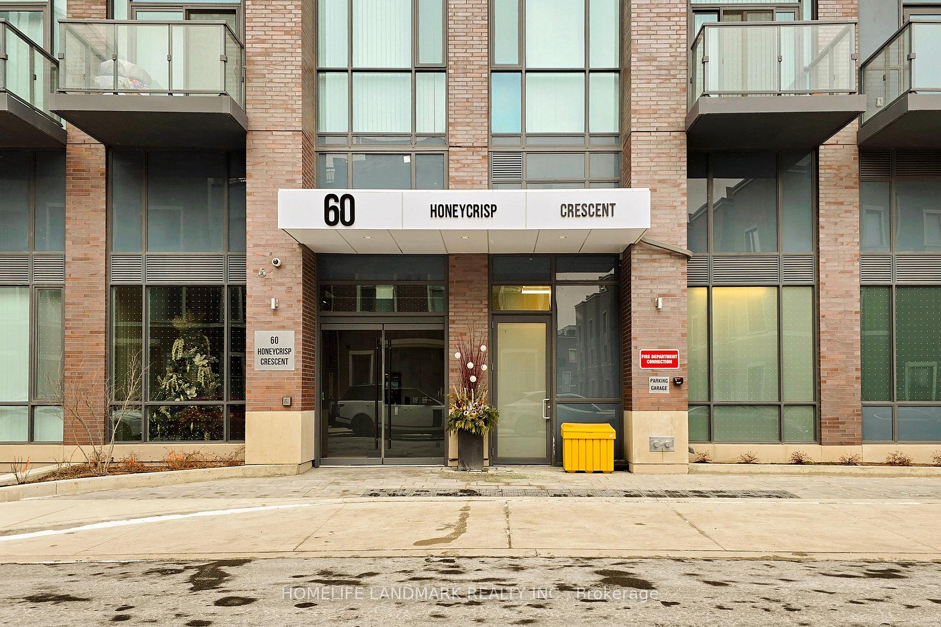 Photo 2 of Unit 912, 60 Honeycrisp Crescent, Vaughan, Vaughan Corporate Centre — HOMEH
