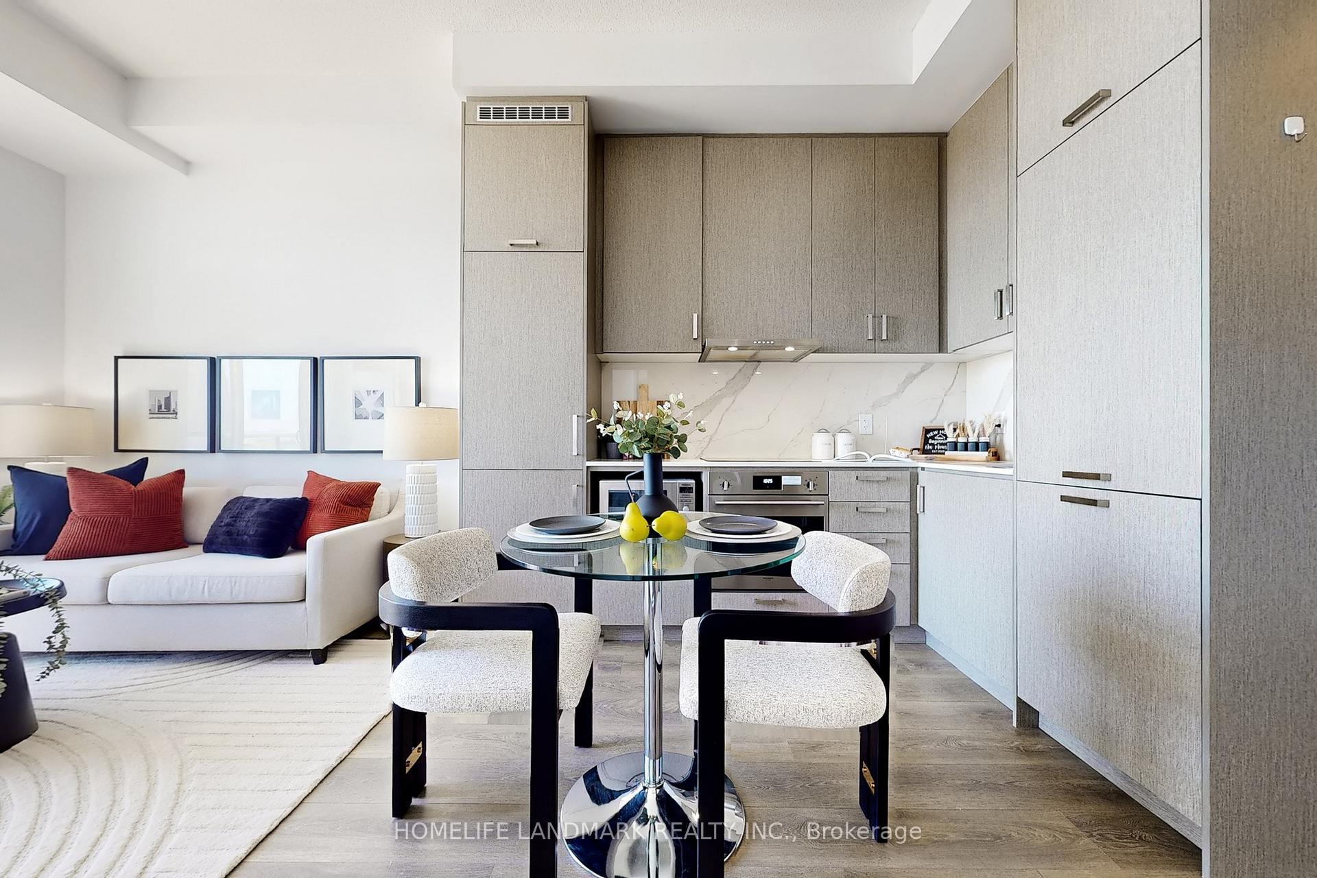 Photo 15 of Unit 912, 60 Honeycrisp Crescent, Vaughan, Vaughan Corporate Centre — HOMEH