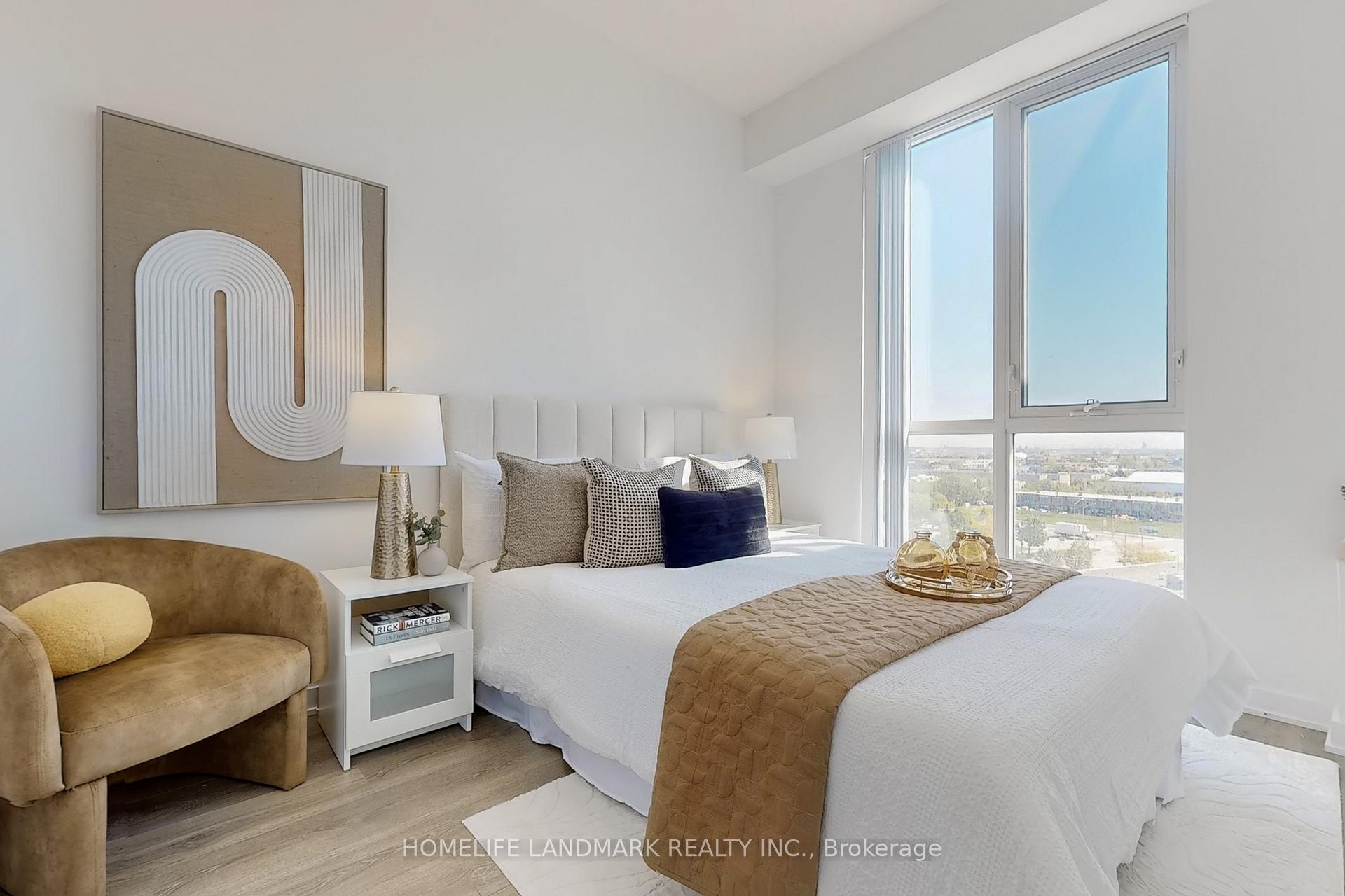 Photo 20 of Unit 912, 60 Honeycrisp Crescent, Vaughan, Vaughan Corporate Centre — HOMEH