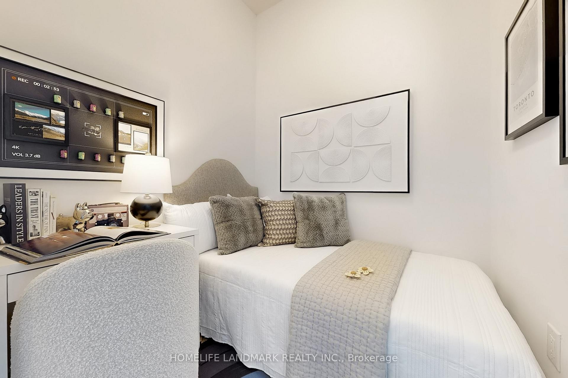 Photo 22 of Unit 912, 60 Honeycrisp Crescent, Vaughan, Vaughan Corporate Centre — HOMEH