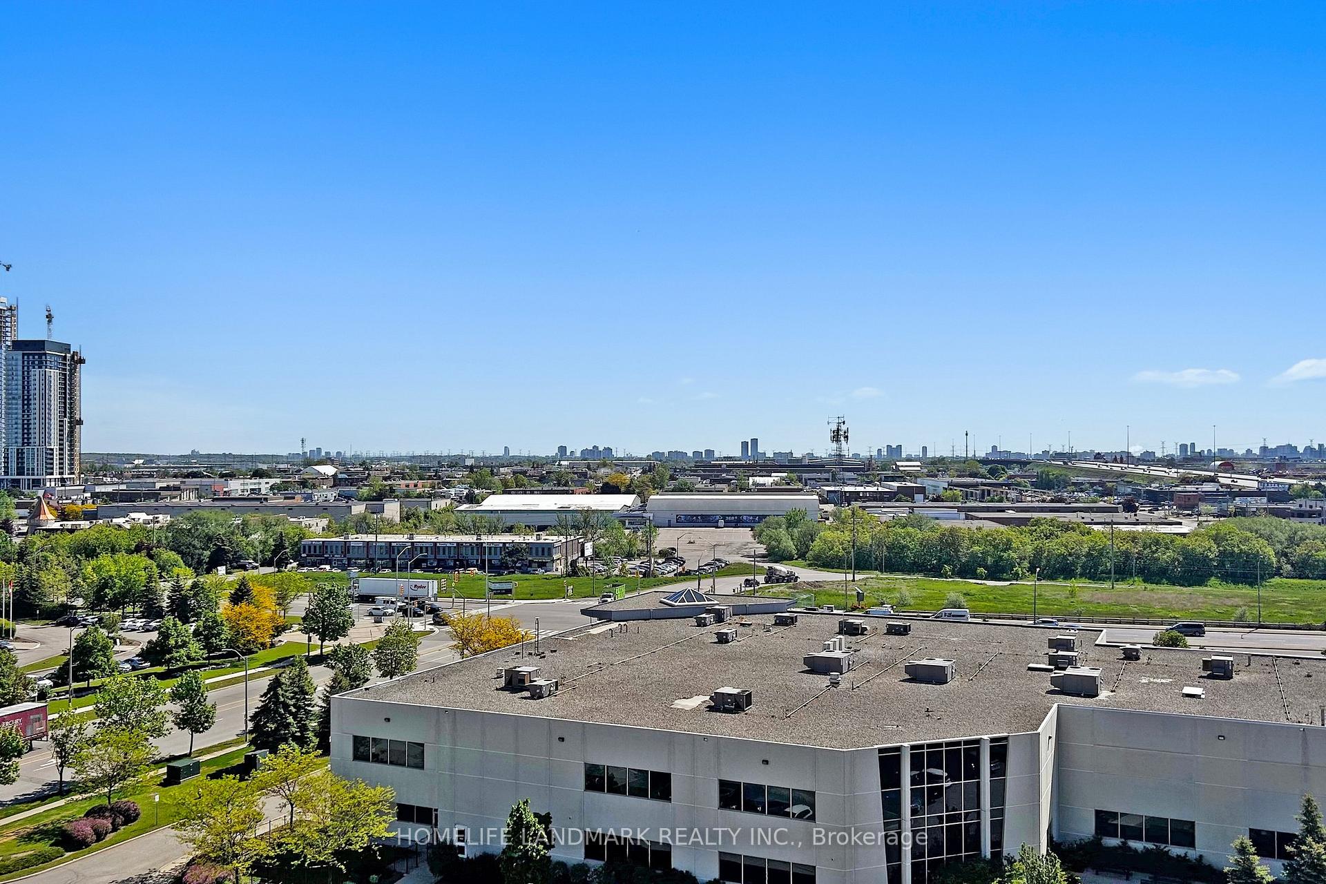 Photo 29 of Unit 912, 60 Honeycrisp Crescent, Vaughan, Vaughan Corporate Centre — HOMEH