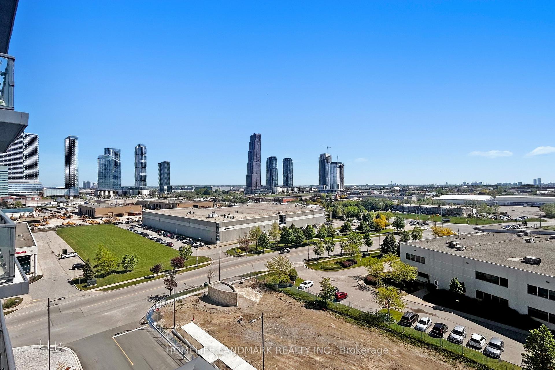 Photo 30 of Unit 912, 60 Honeycrisp Crescent, Vaughan, Vaughan Corporate Centre — HOMEH