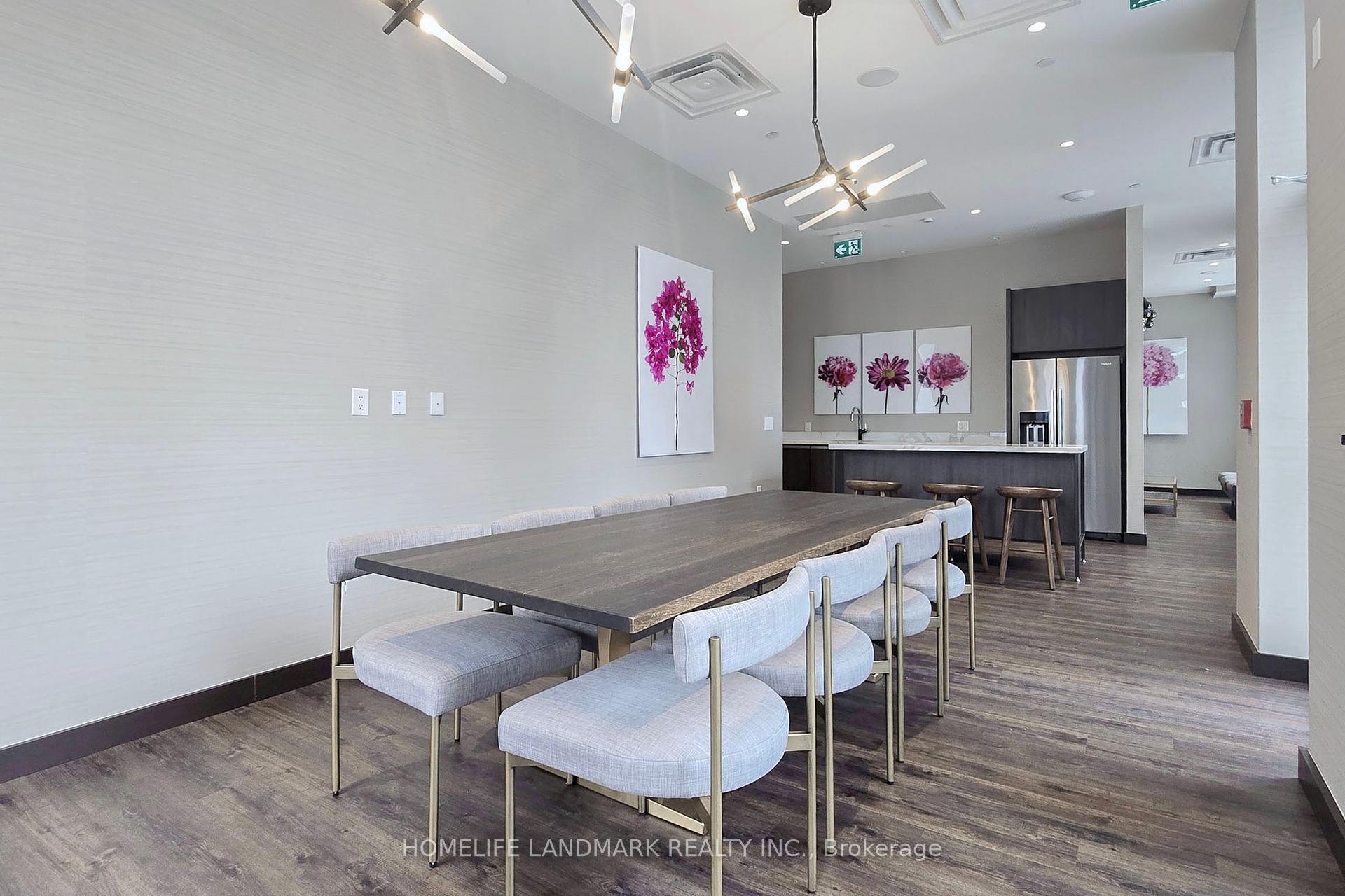 Photo 34 of Unit 912, 60 Honeycrisp Crescent, Vaughan, Vaughan Corporate Centre — HOMEH
